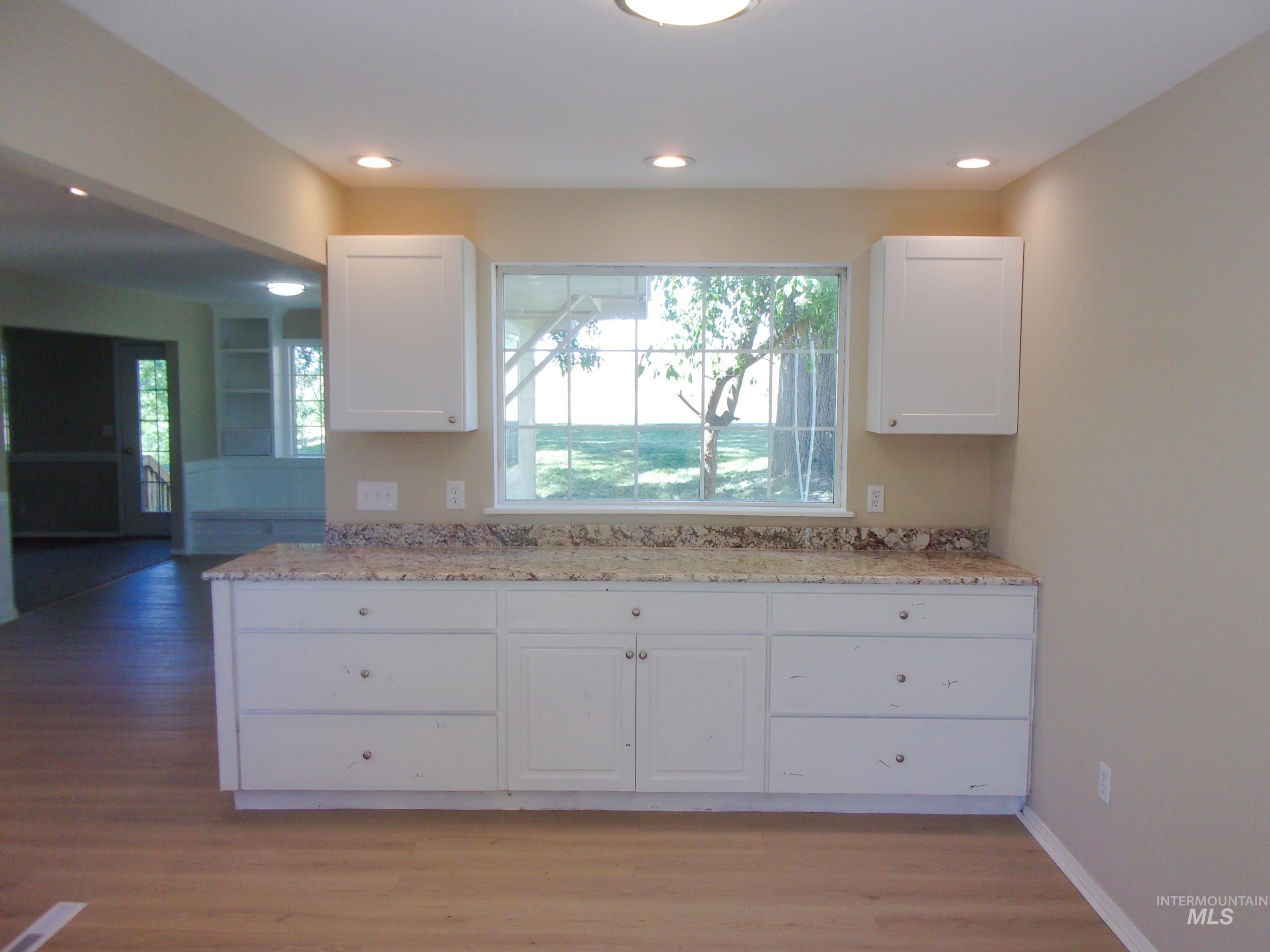1629 Sand Rd Property Photo 6