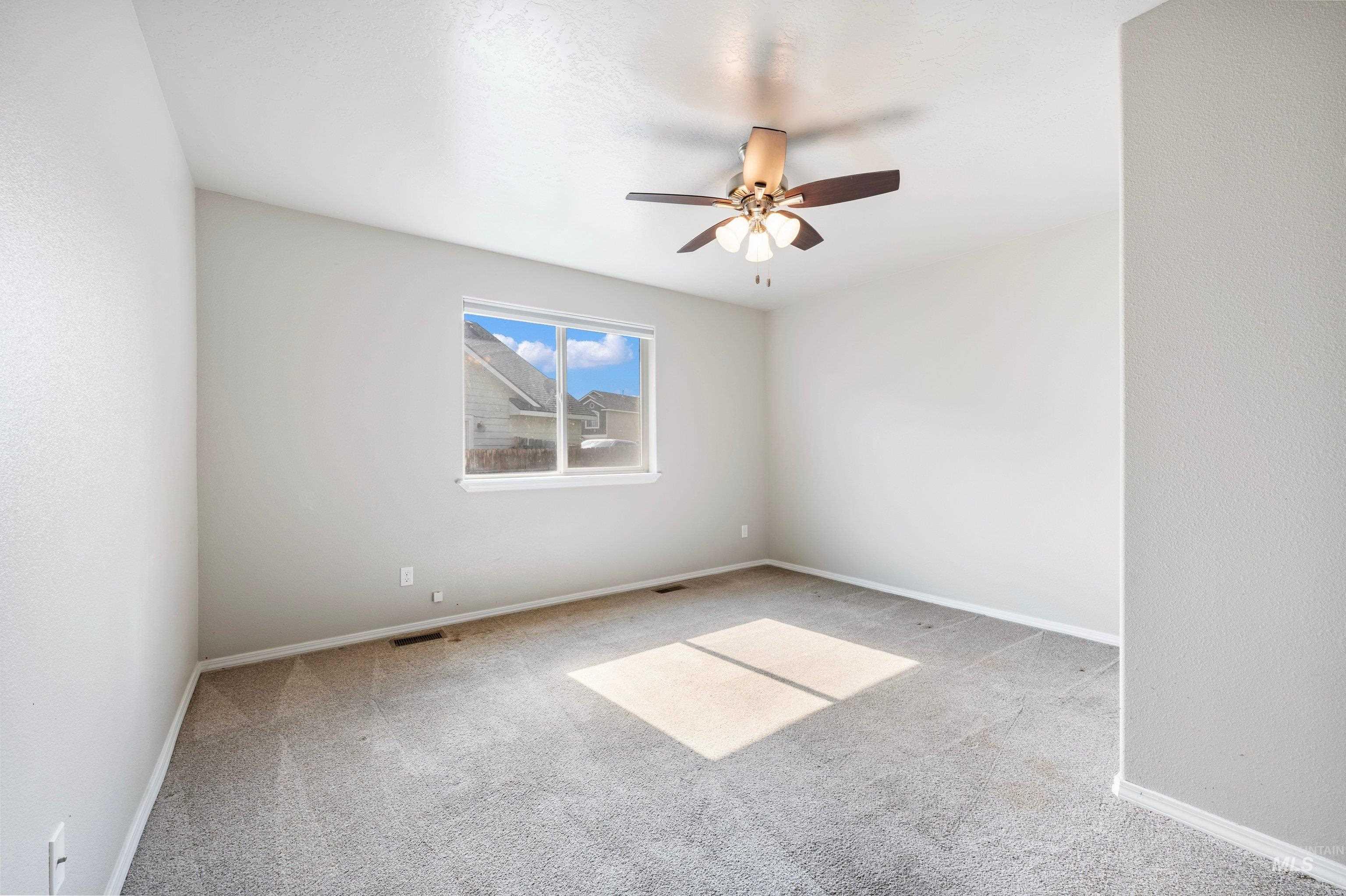 12624 Algonquin St Property Photo 19