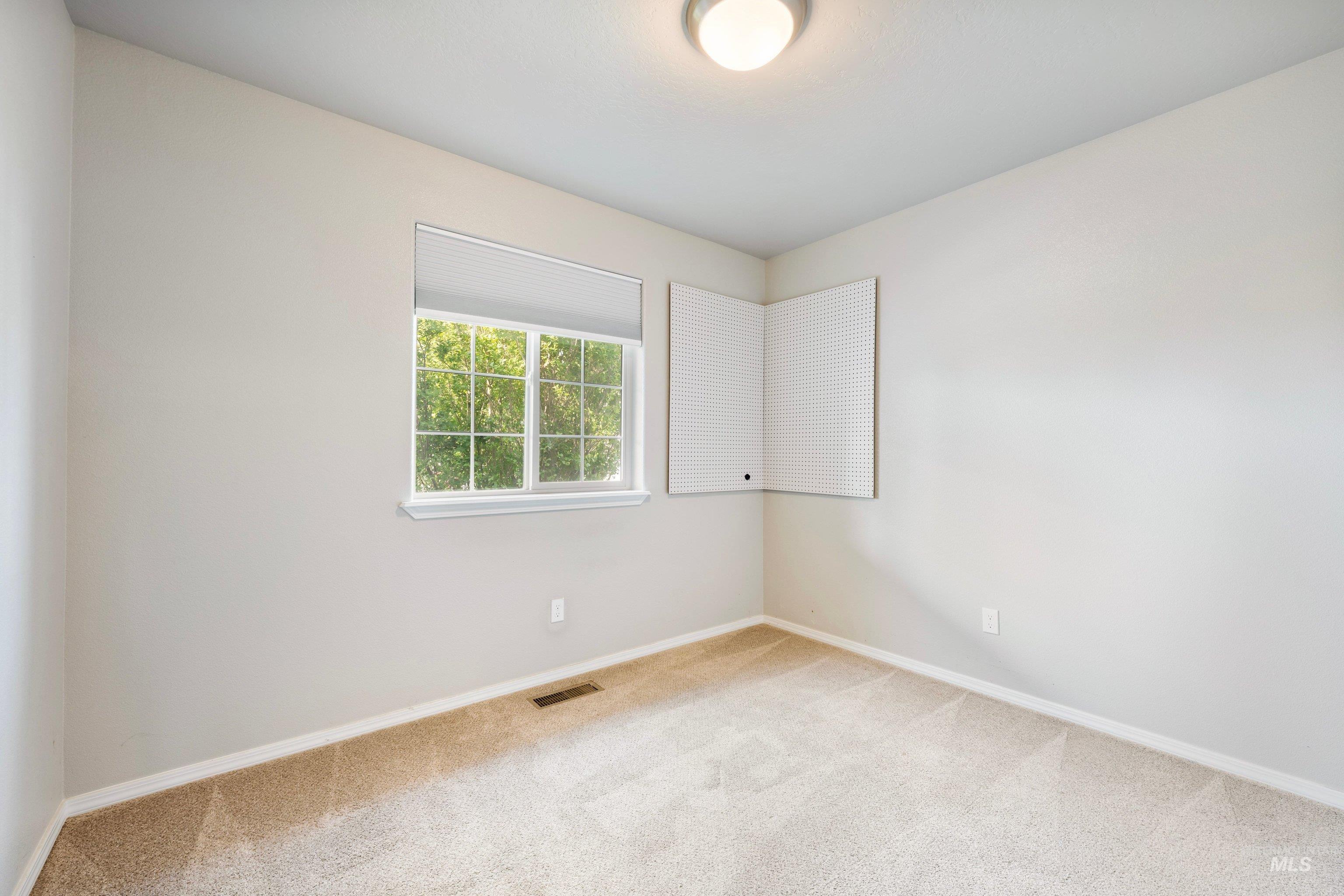 12624 Algonquin St Property Photo 22