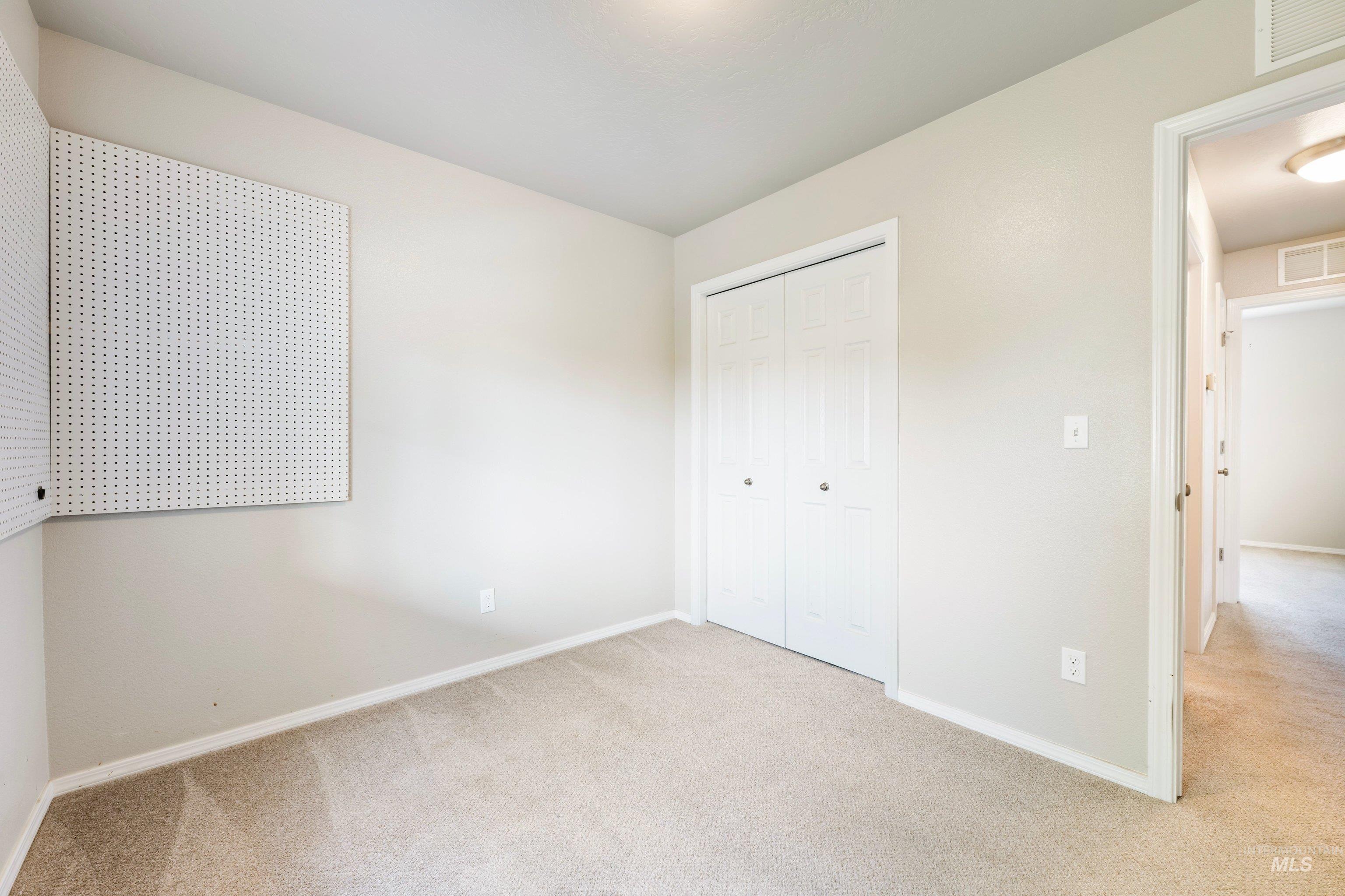 12624 Algonquin St Property Photo 23