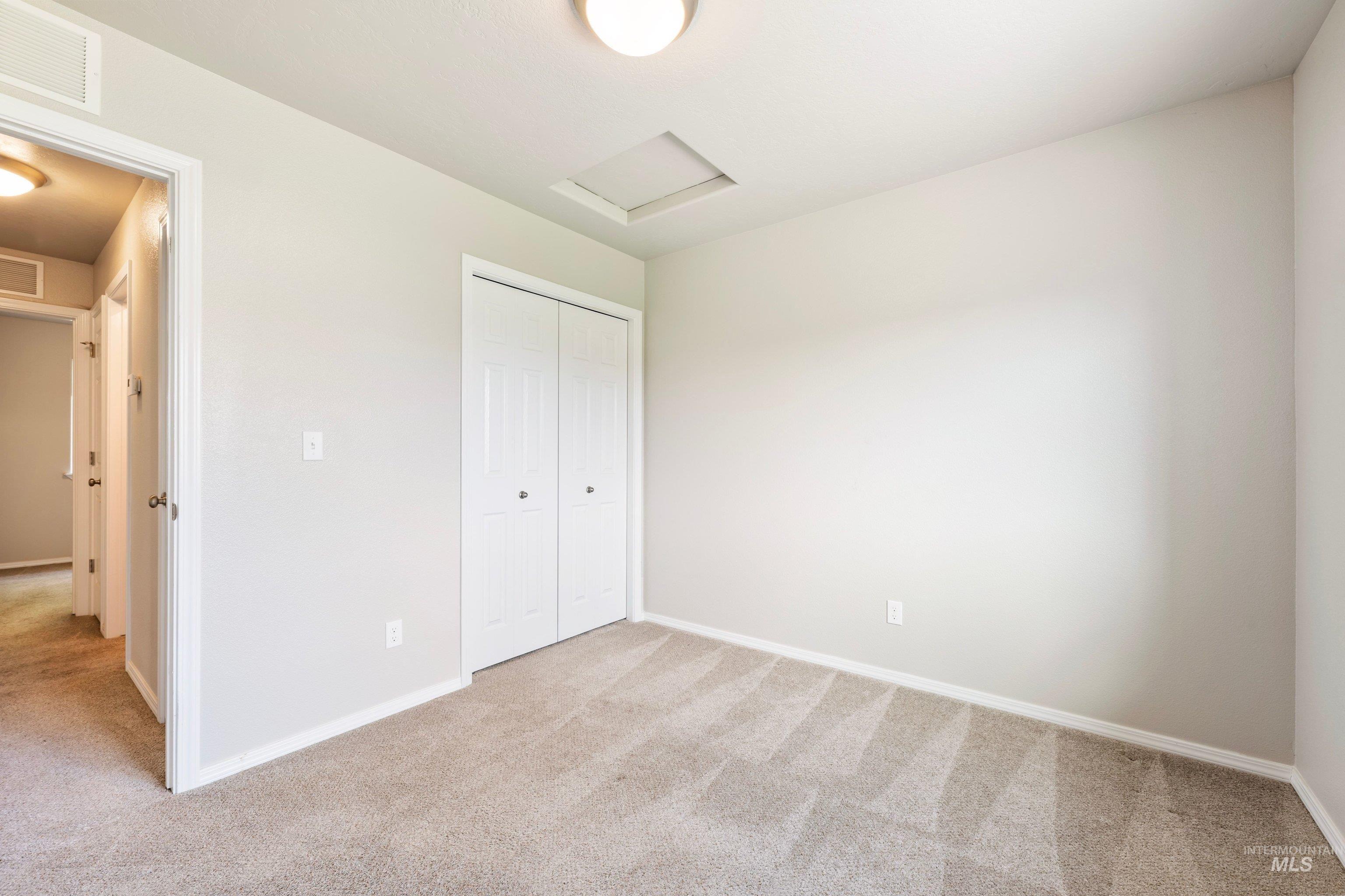 12624 Algonquin St Property Photo 25