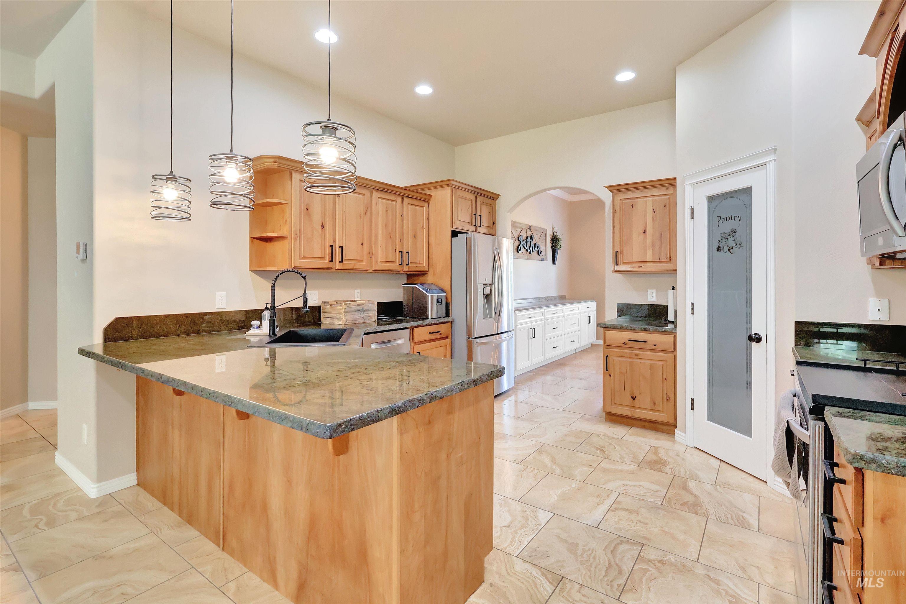 2782 Sun Meadow Dr. Property Photo 6