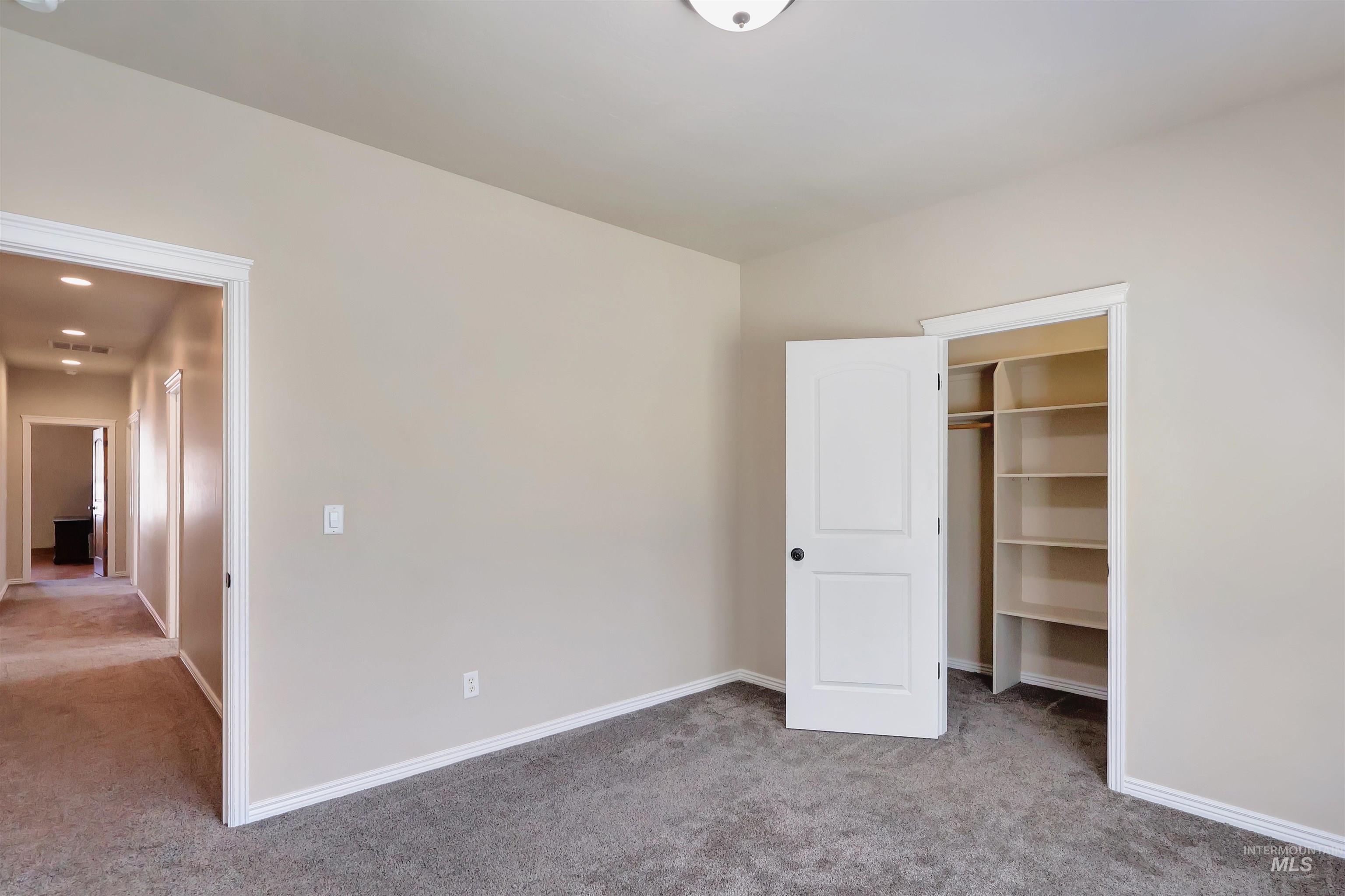 2782 Sun Meadow Dr. Property Photo 32
