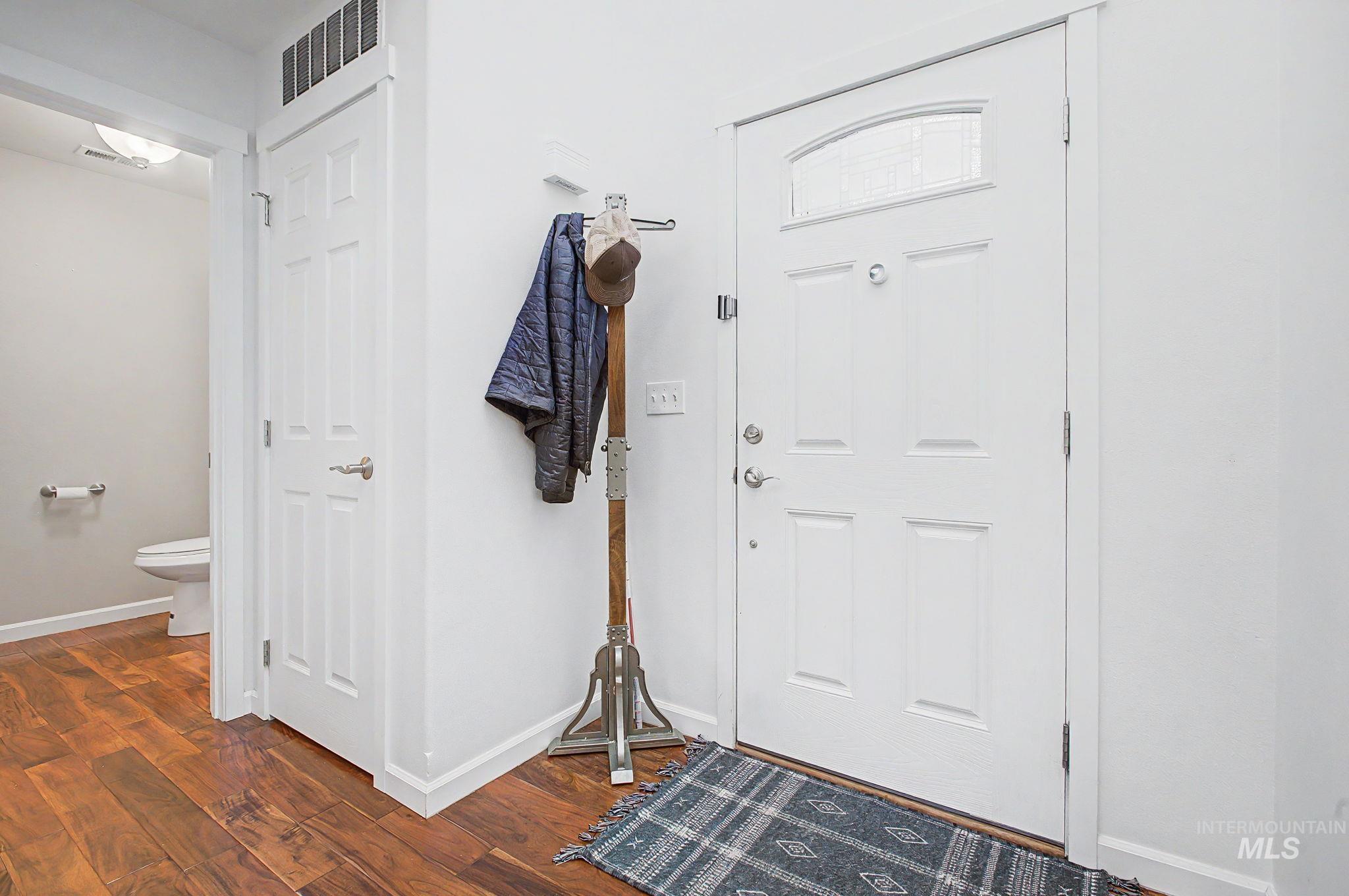 721 Linden Avenue Property Photo 14