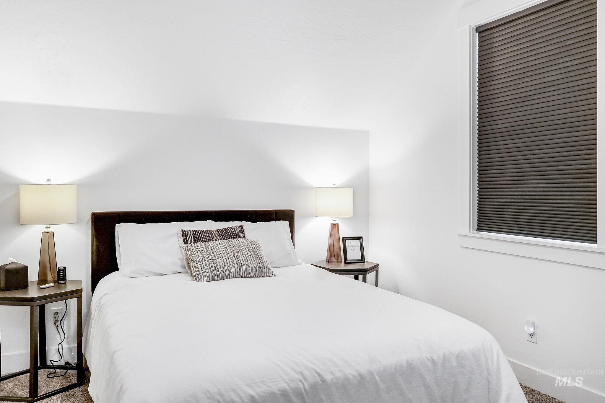 13102 Hawks Bay Road Property Photo 8