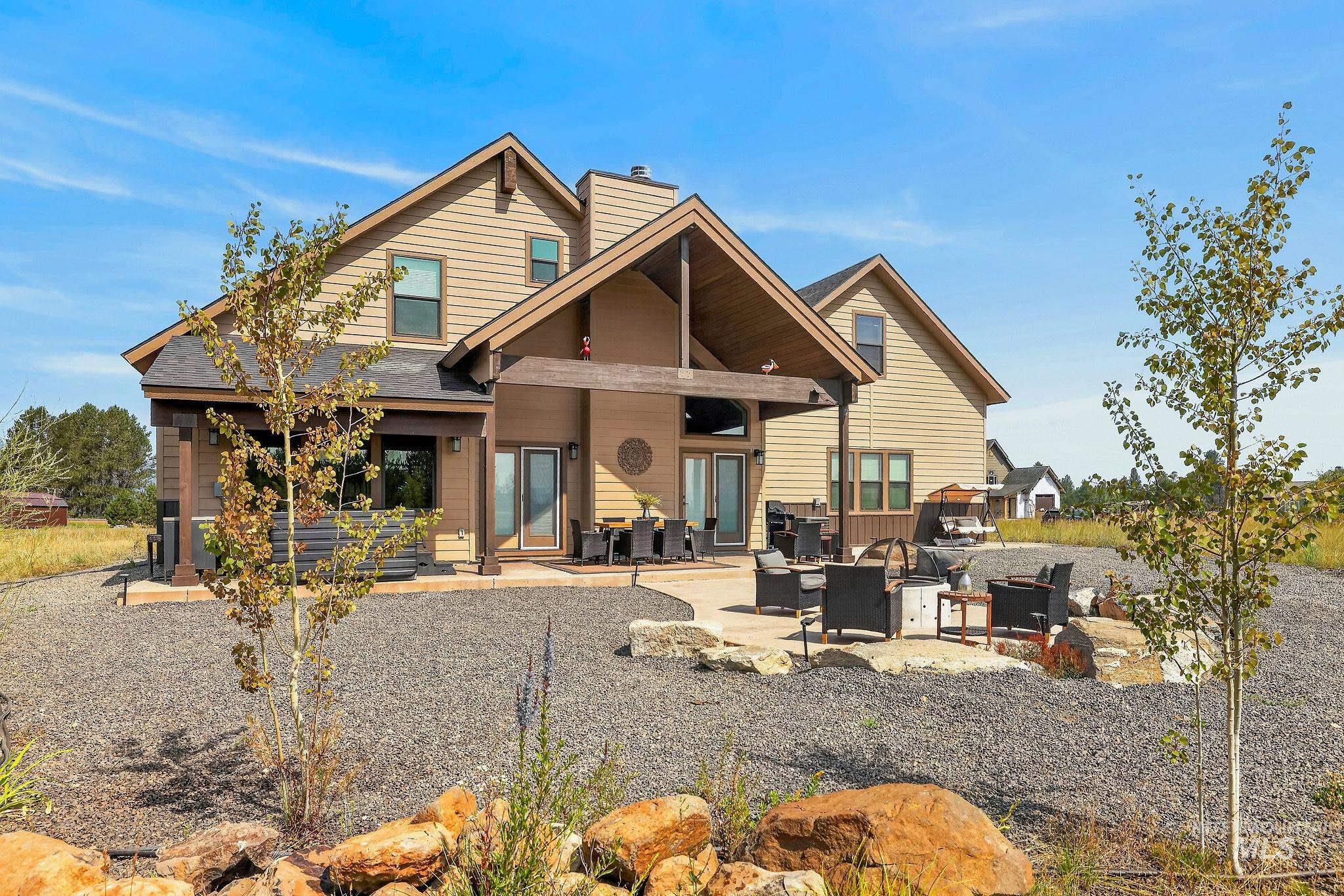 13102 Hawks Bay Road Property Photo 11
