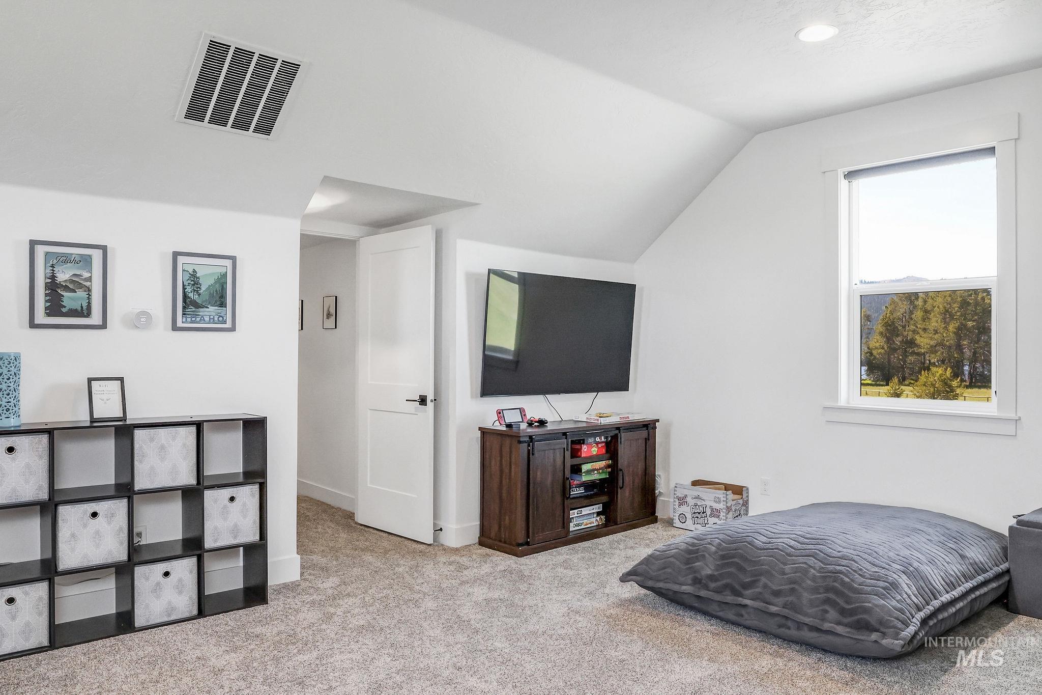 13102 Hawks Bay Road Property Photo 44