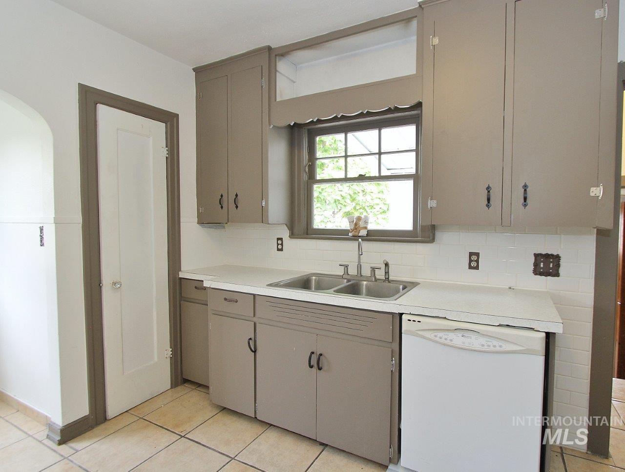 191 Sw 5th Ave Property Photo 10
