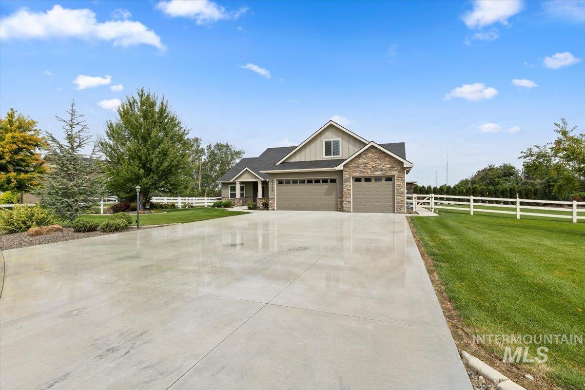 22776 Big Loon Way Property Photo 3