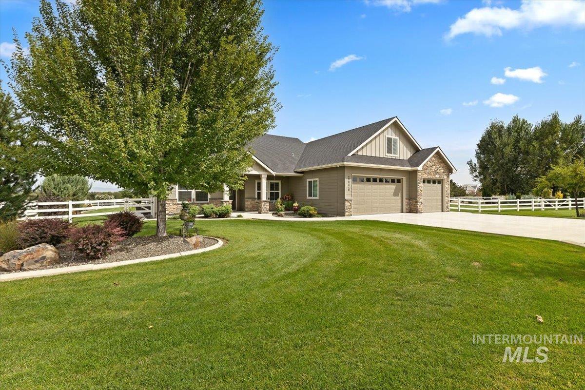 22776 Big Loon Way Property Photo 4