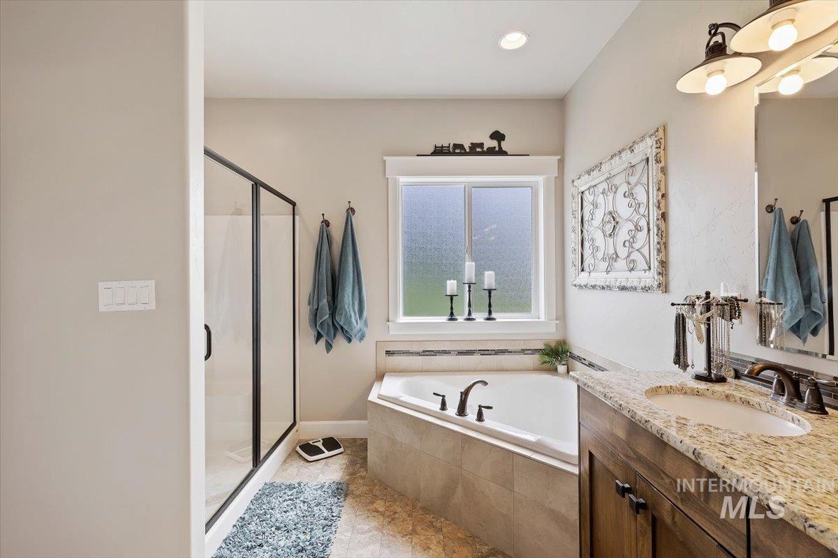 22776 Big Loon Way Property Photo 18