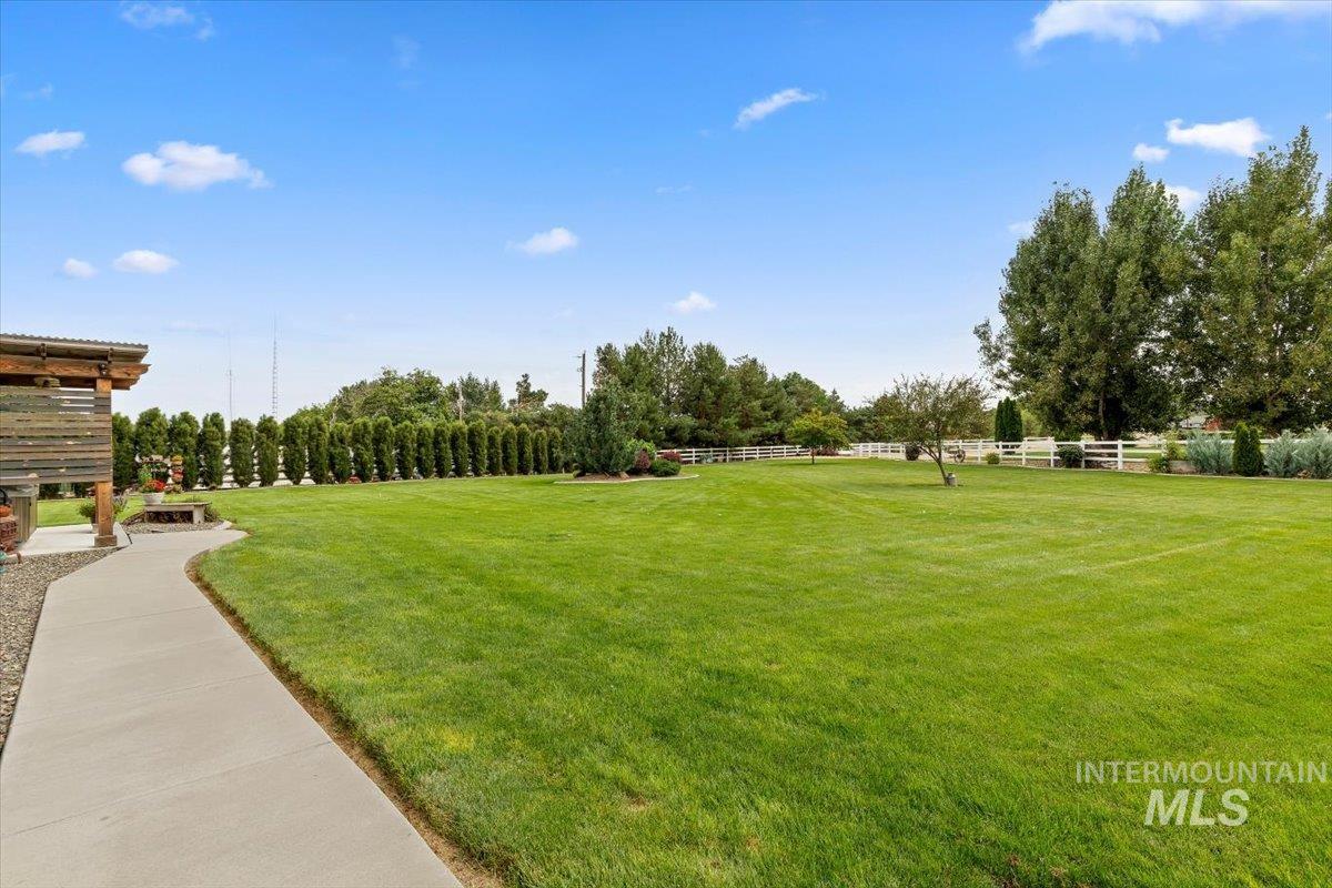 22776 Big Loon Way Property Photo 35
