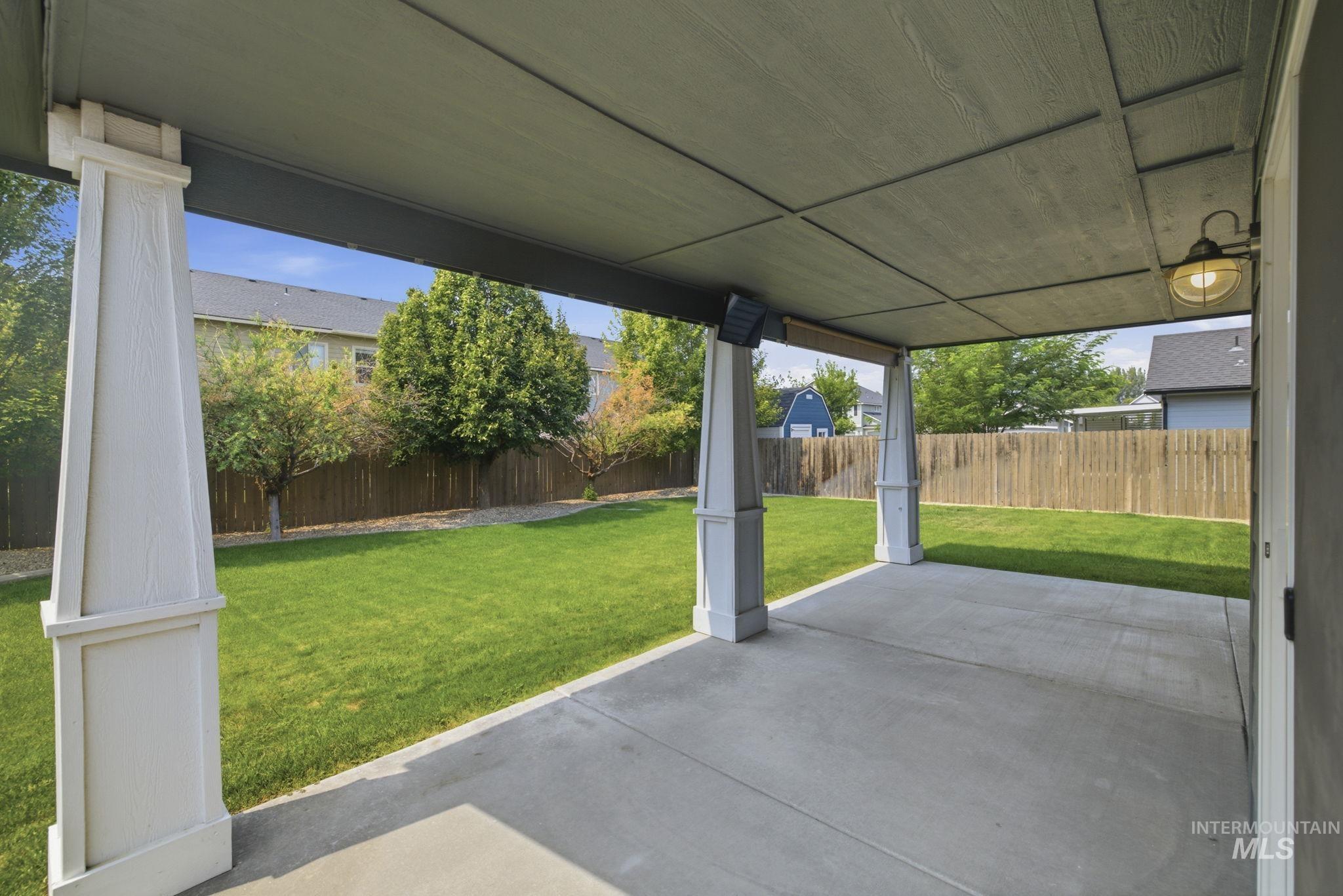 401 E Joshua Tree Dr Property Photo 42
