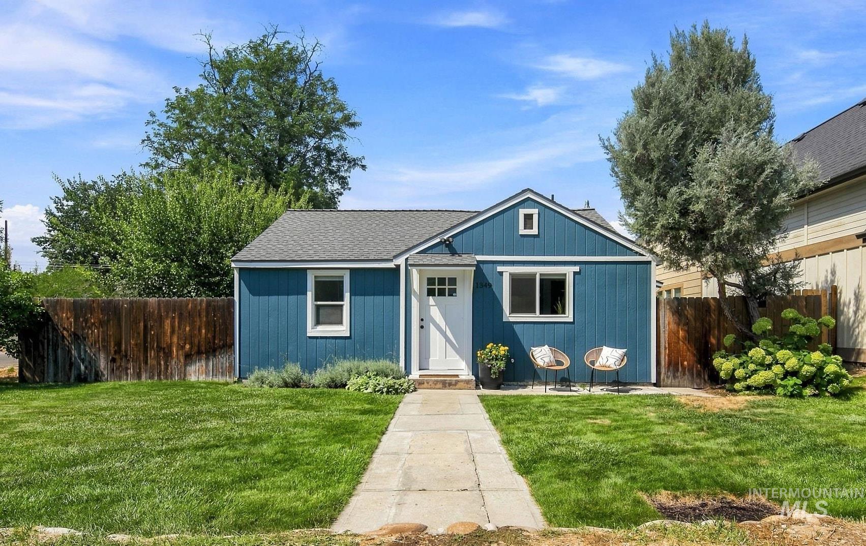 1349 S Division Avenue Property Photo 1