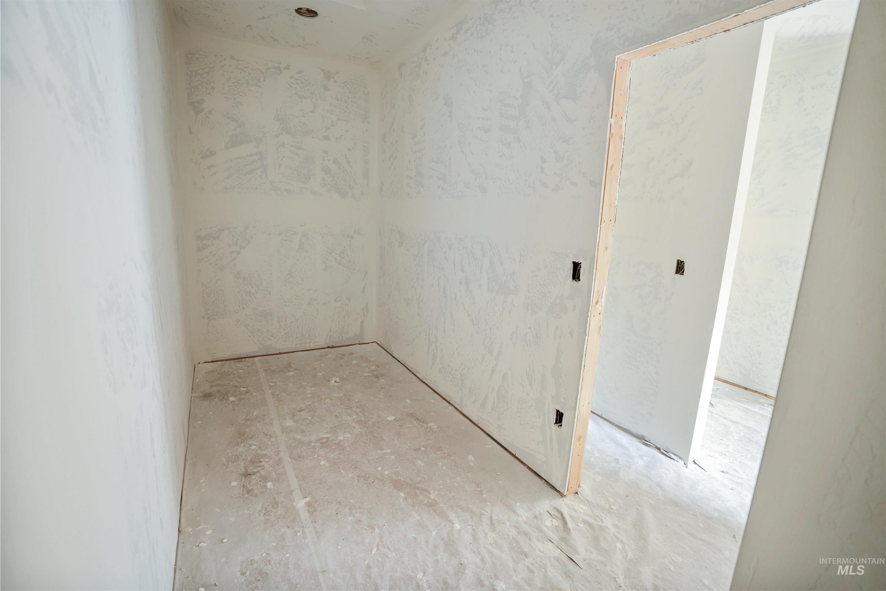 533 Costley Ln. Property Photo 30