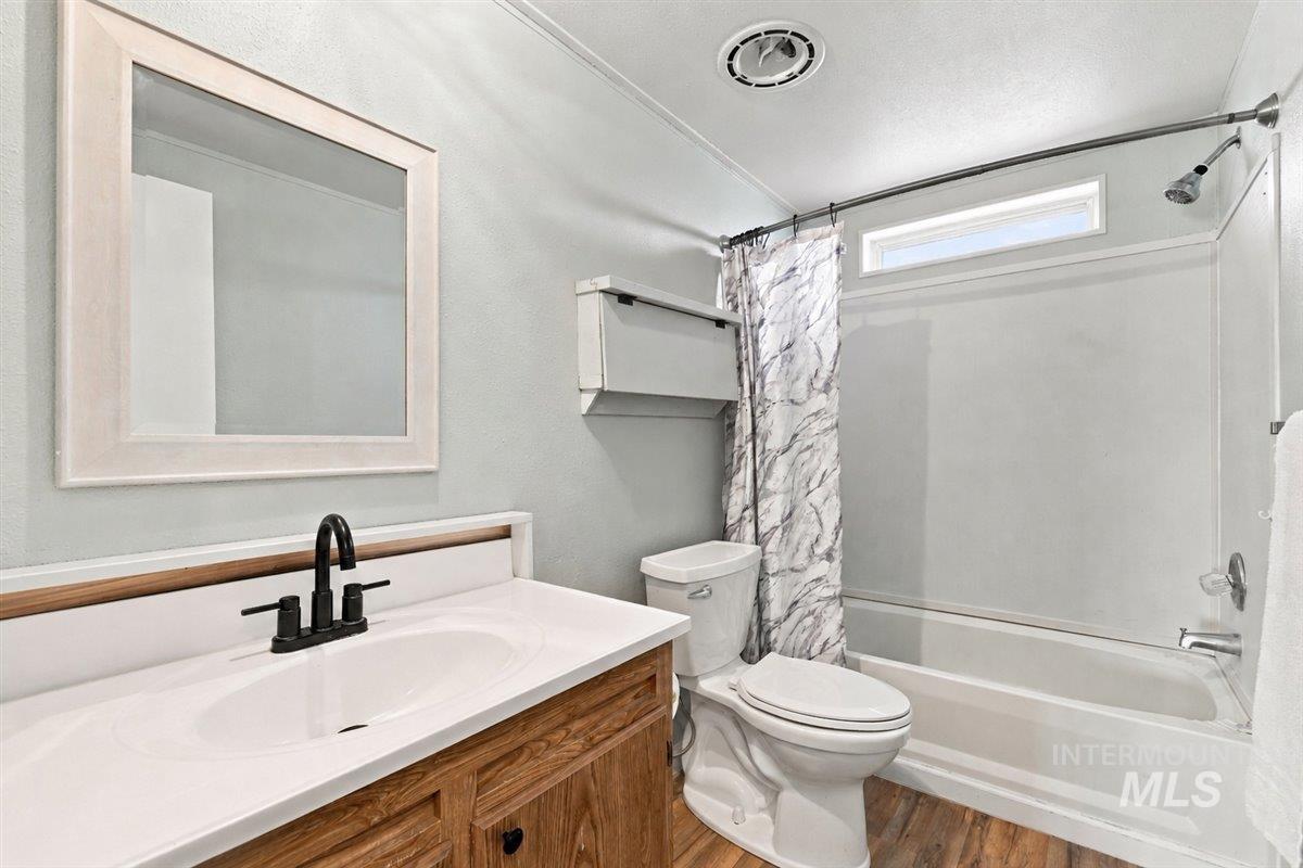 11305 W Florence Ln Property Photo 16