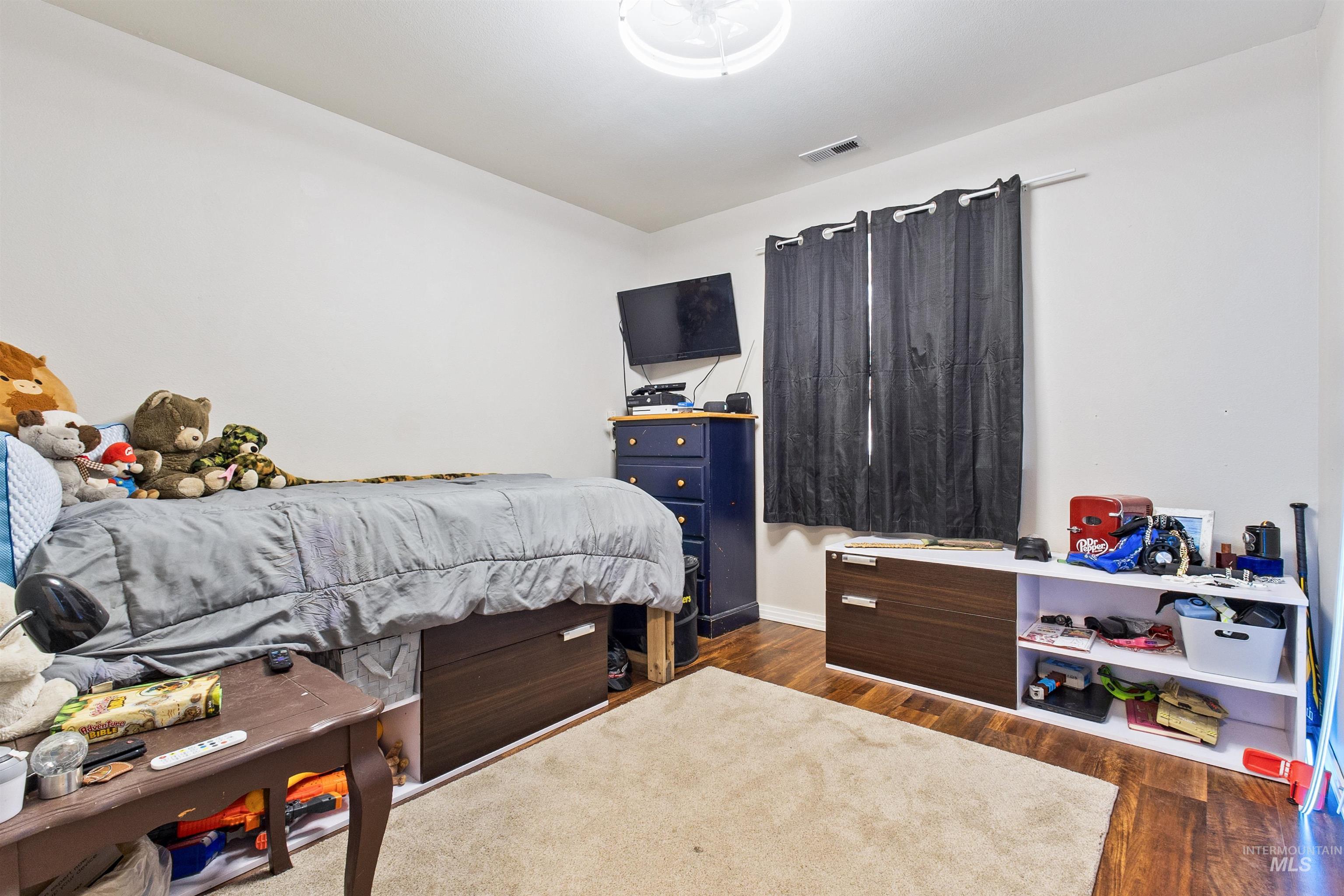 360 N Center St Property Photo 15