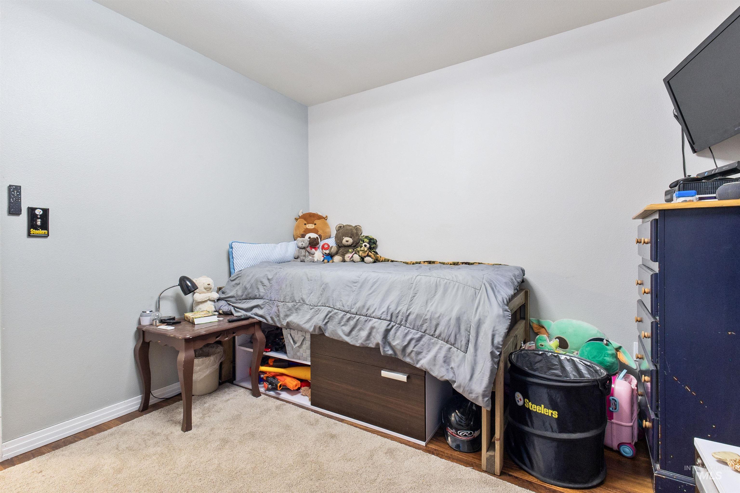 360 N Center St Property Photo 16