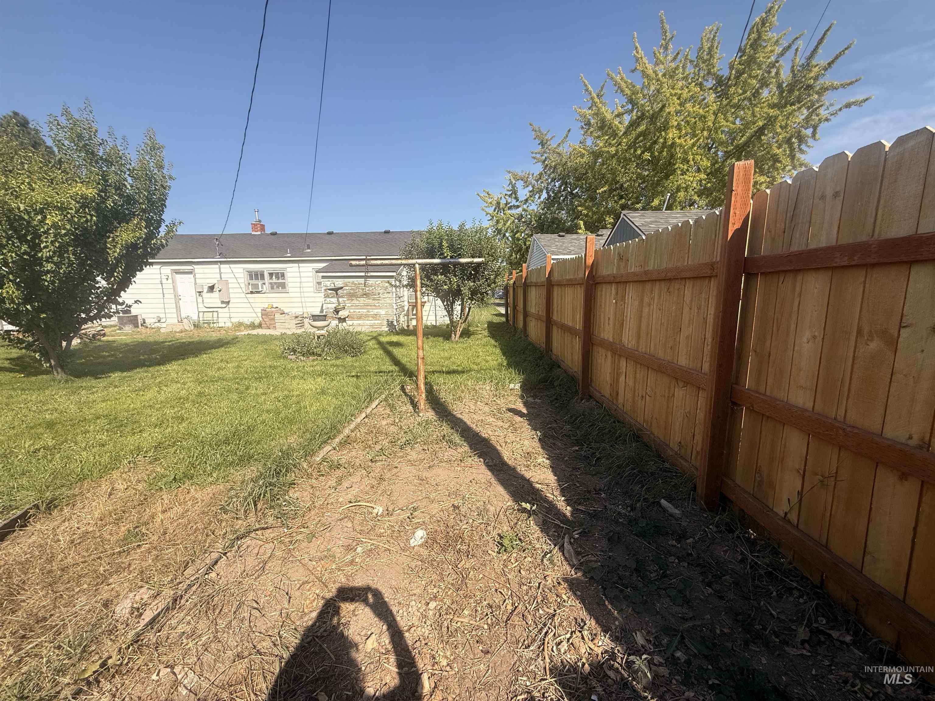 615 S Pine St Property Photo 22