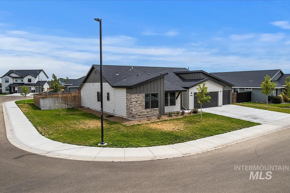 1640 Sw Accipiter Pl Property Photo 42