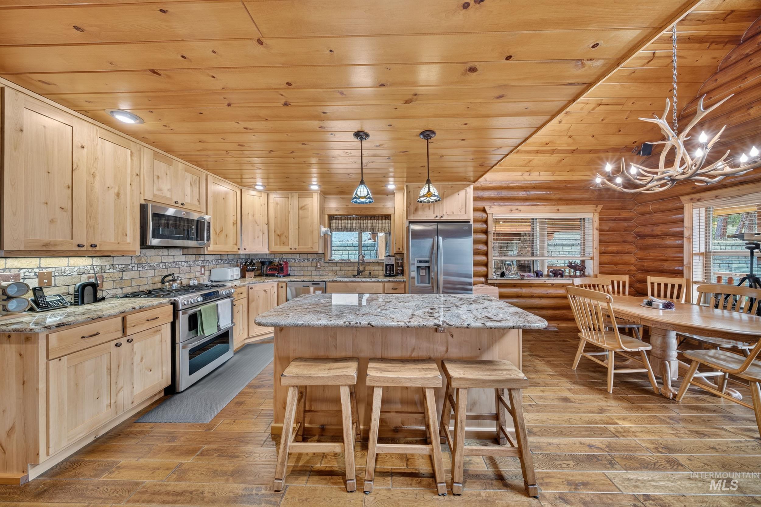 148 N Elk Lake Road Property Photo 11