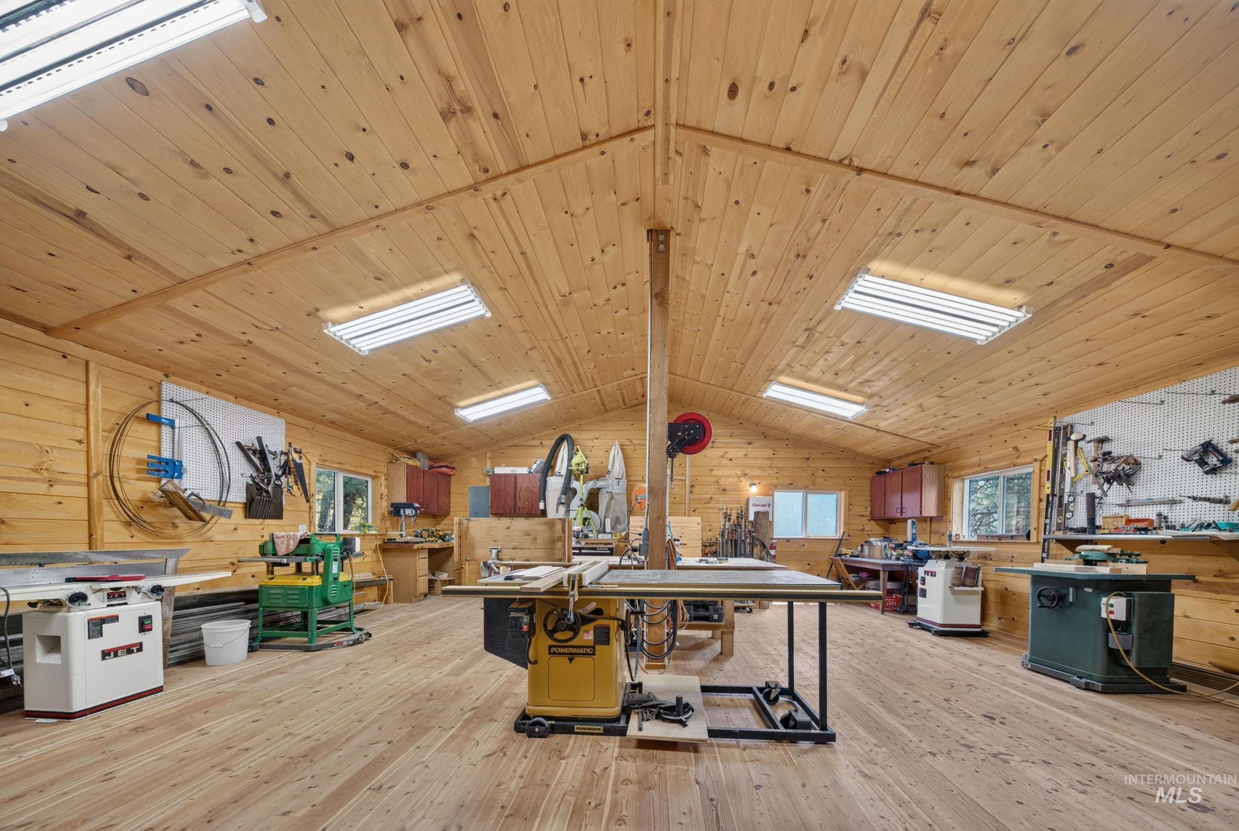 148 N Elk Lake Road Property Photo 42