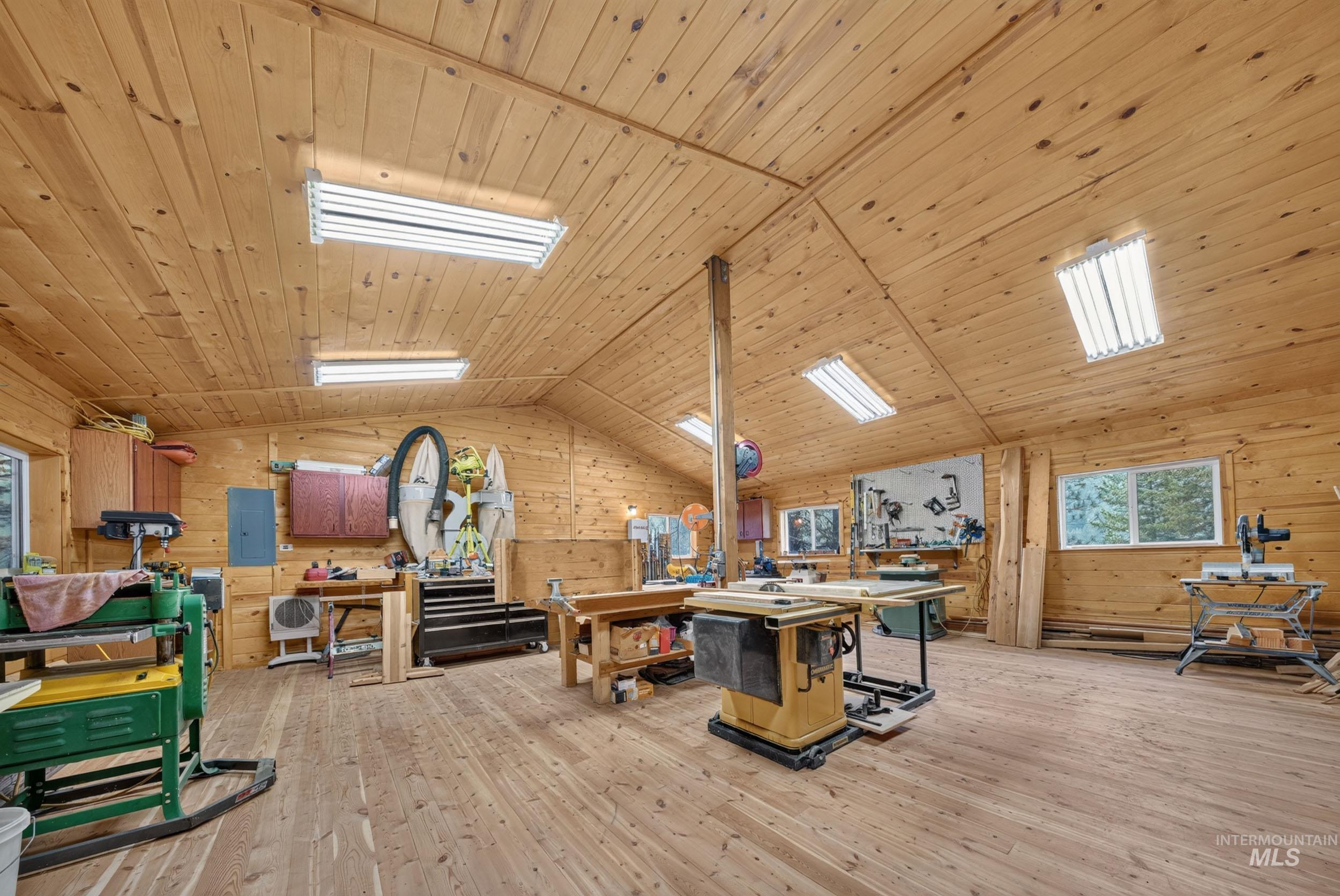 148 N Elk Lake Road Property Photo 43