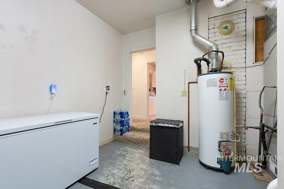 1006 E 1st Street Property Photo 26