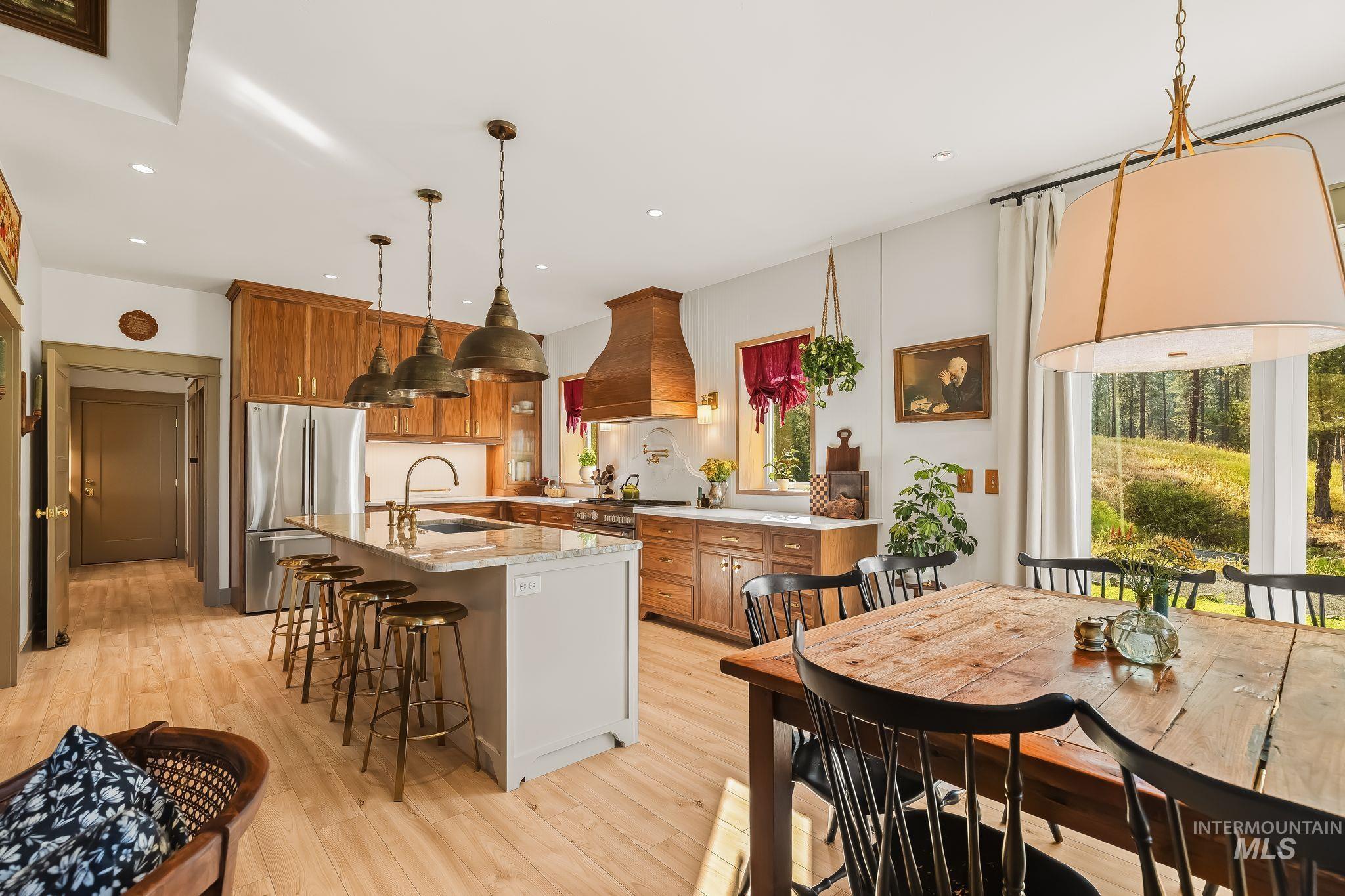 1009 Promise Road Property Photo 11