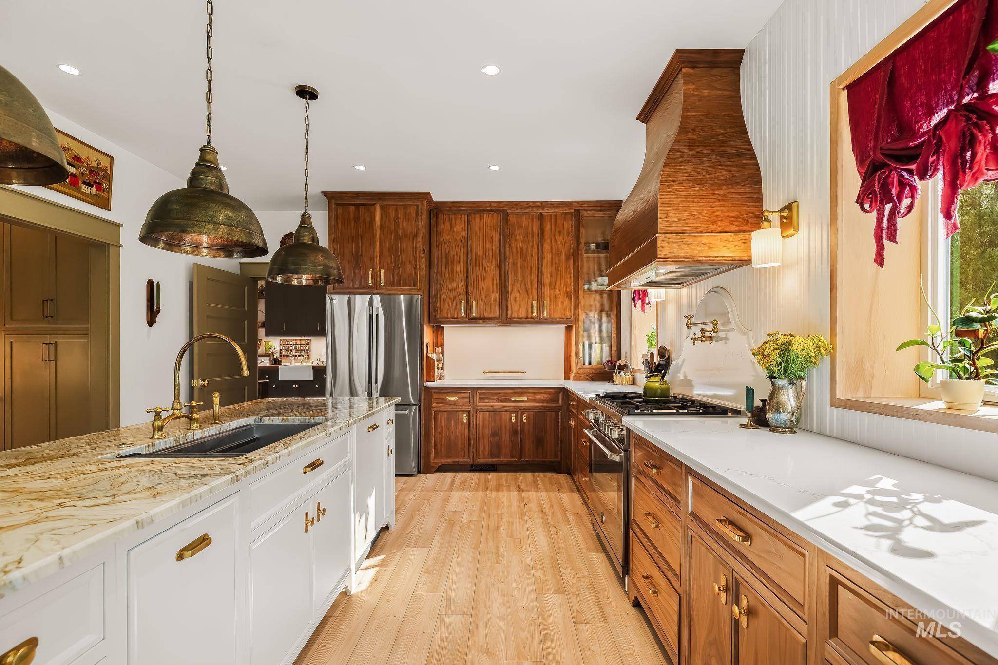 1009 Promise Road Property Photo 13