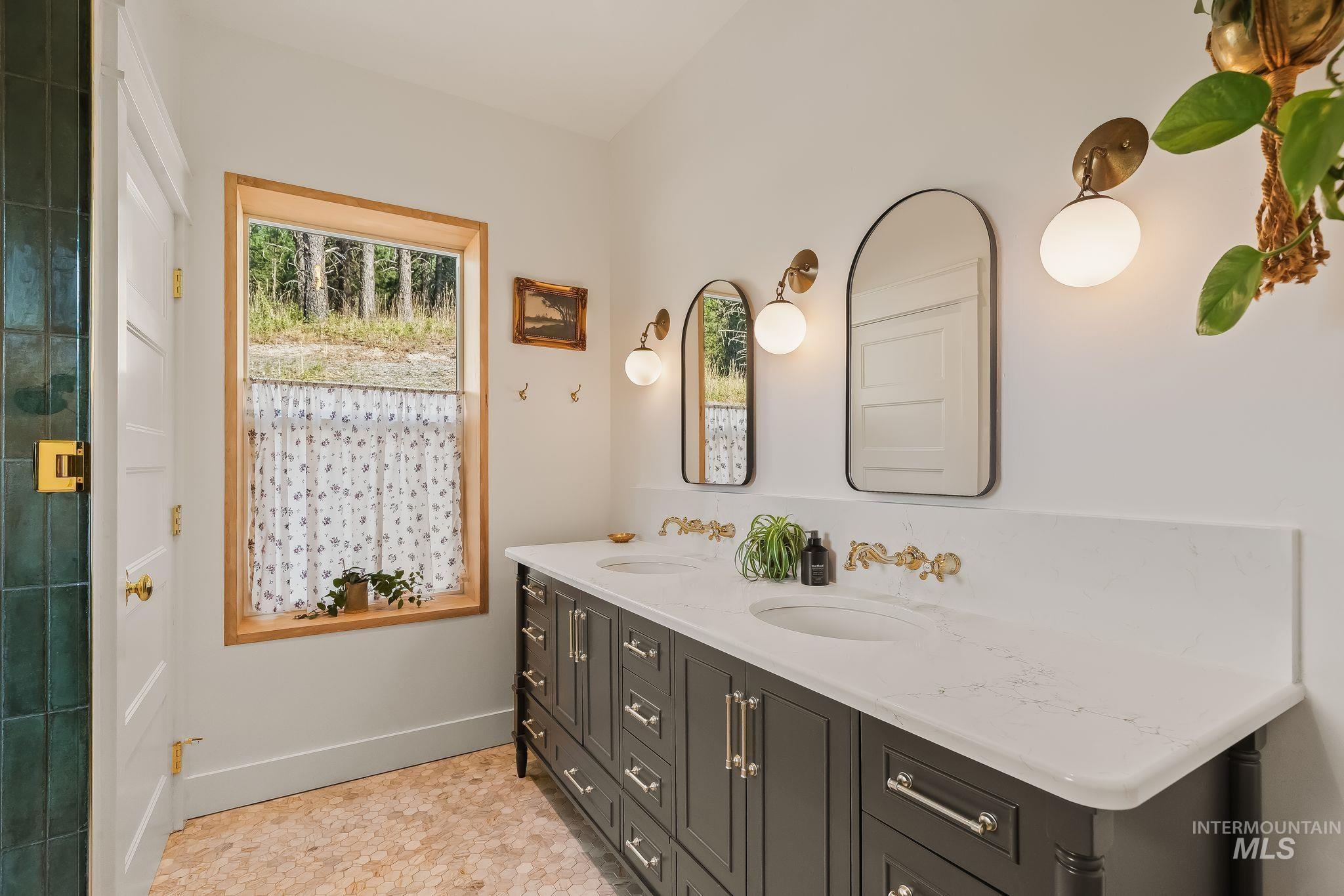 1009 Promise Road Property Photo 27
