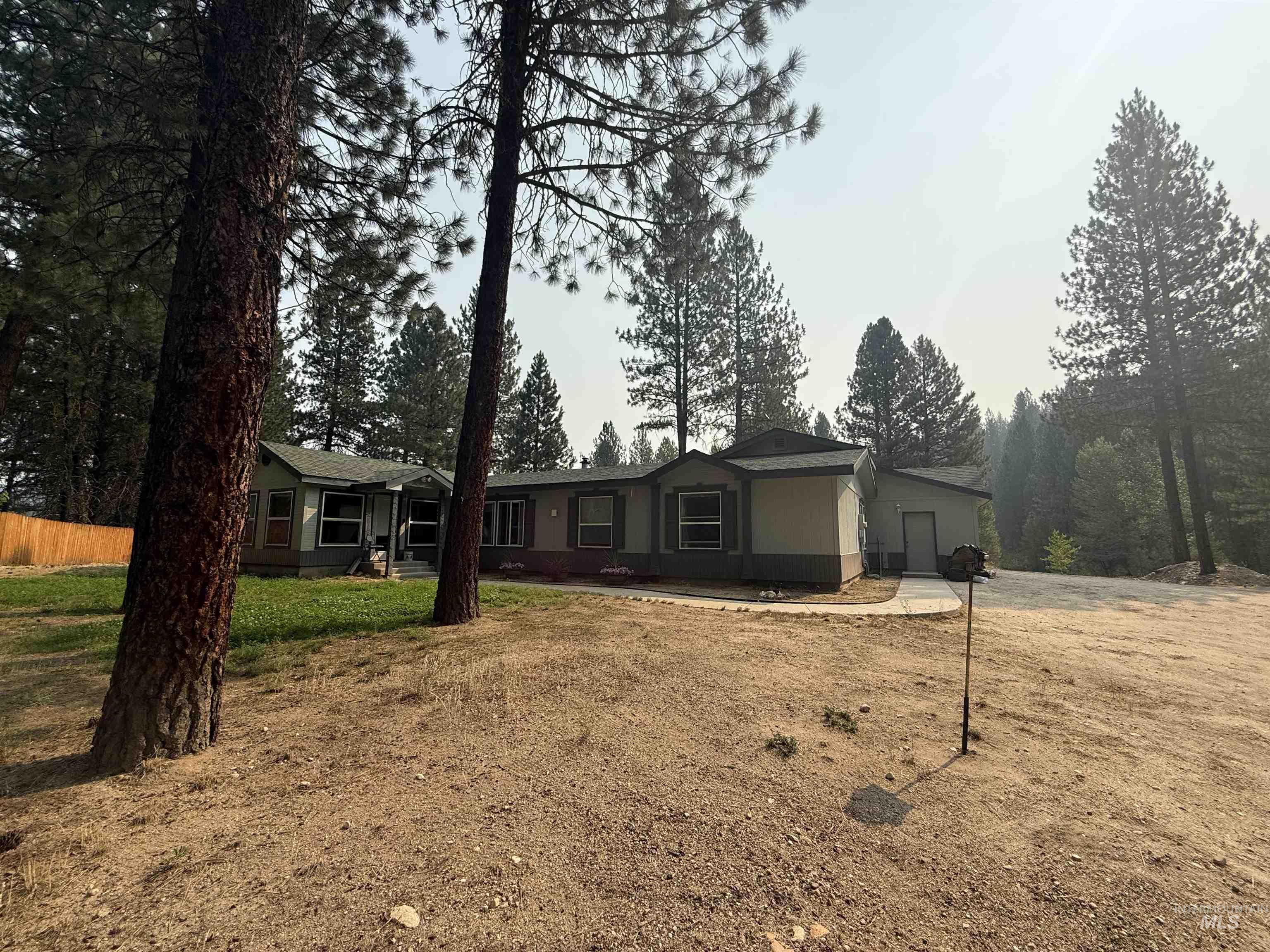 15 Mountain Meadow Rd. Property Photo 2
