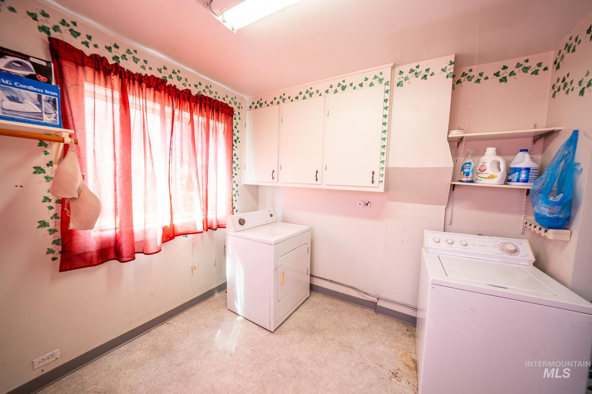 712 3rd Ave Property Photo 15