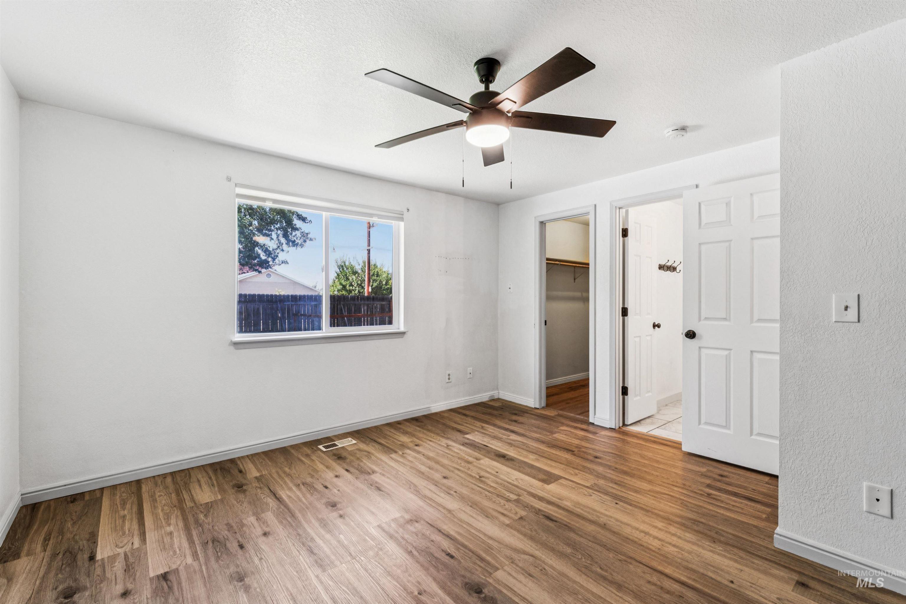 5591 N Marlboro Ave. Property Photo 19