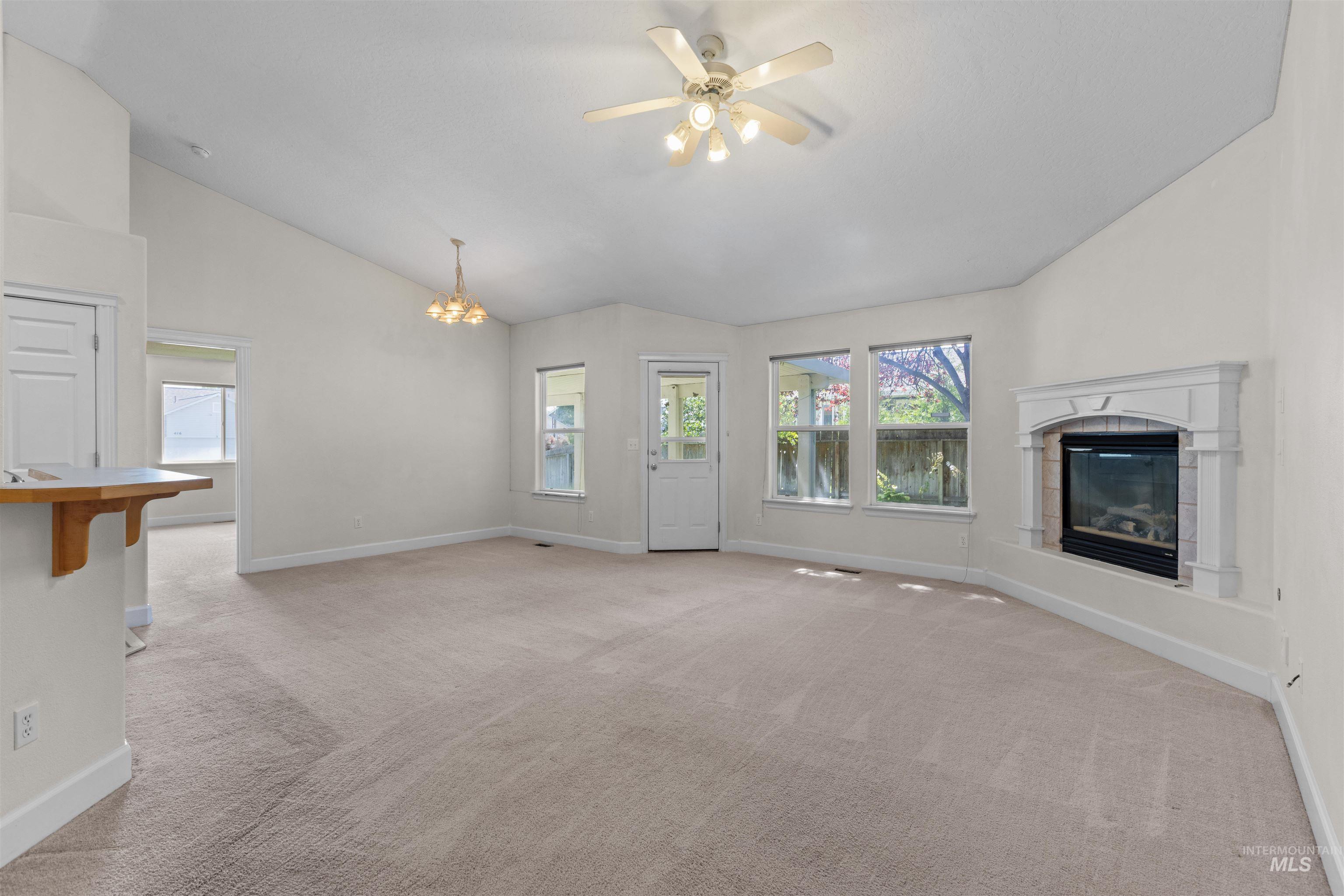 1711 Cashew Court Property Photo 8