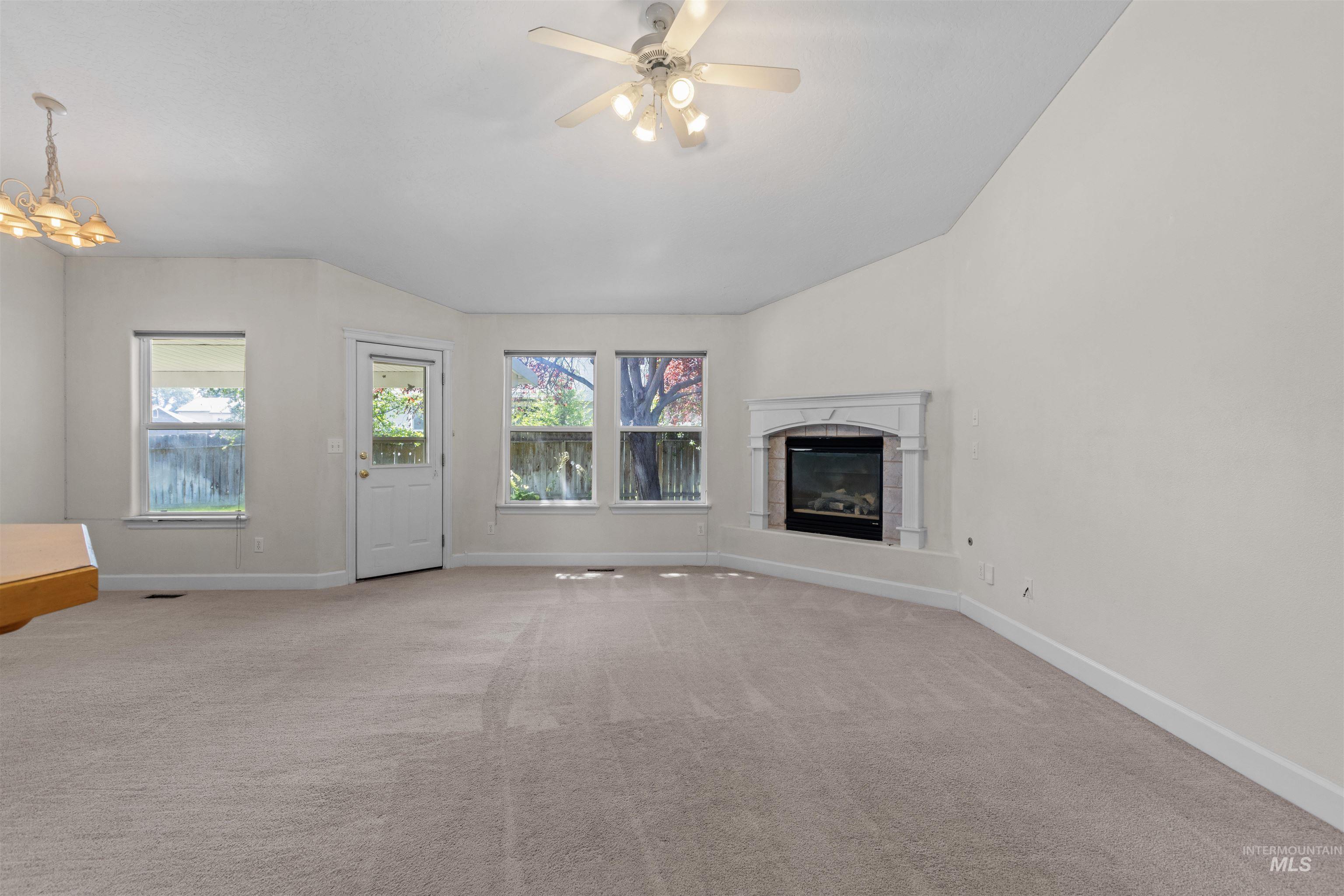 1711 Cashew Court Property Photo 9