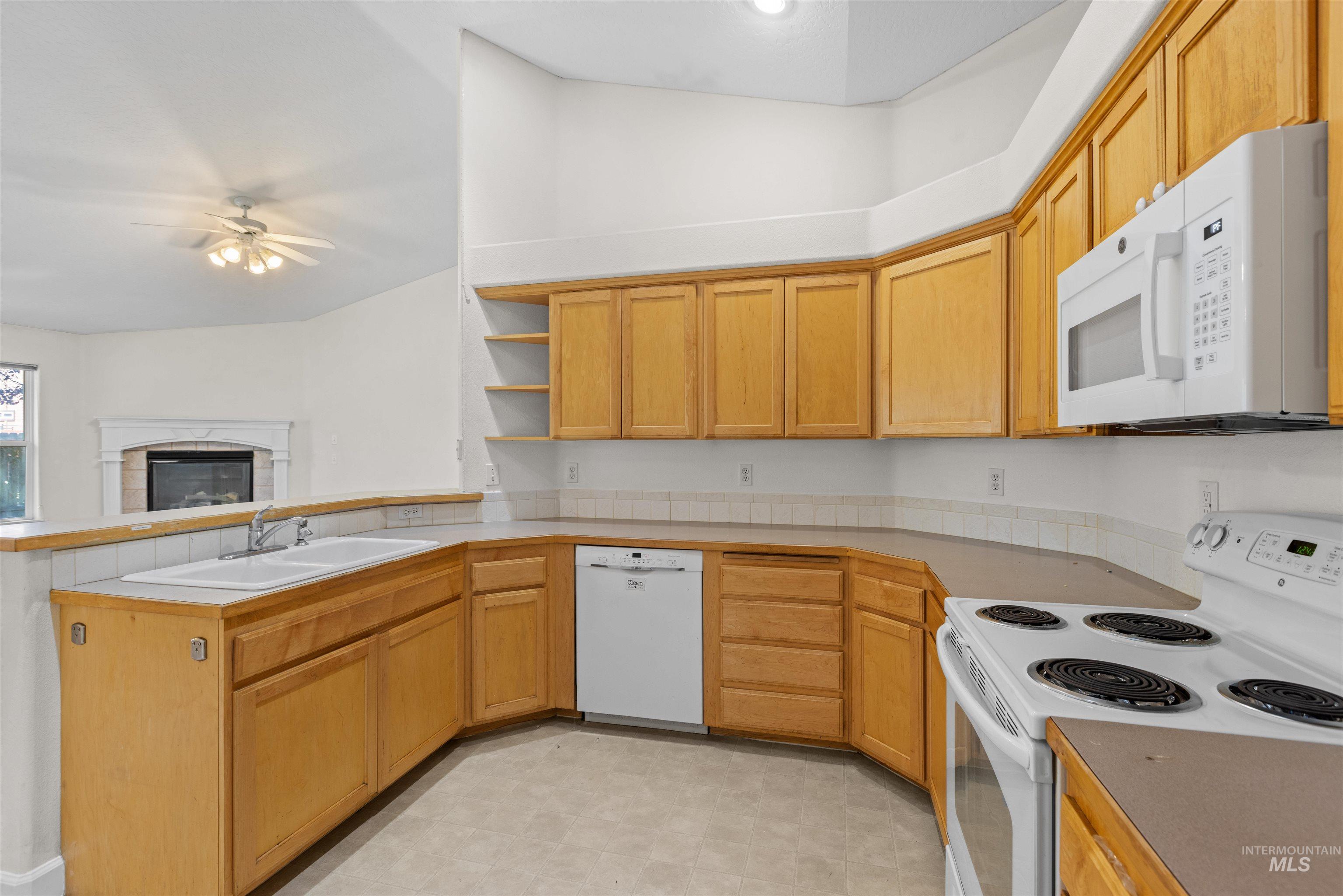 1711 Cashew Court Property Photo 18
