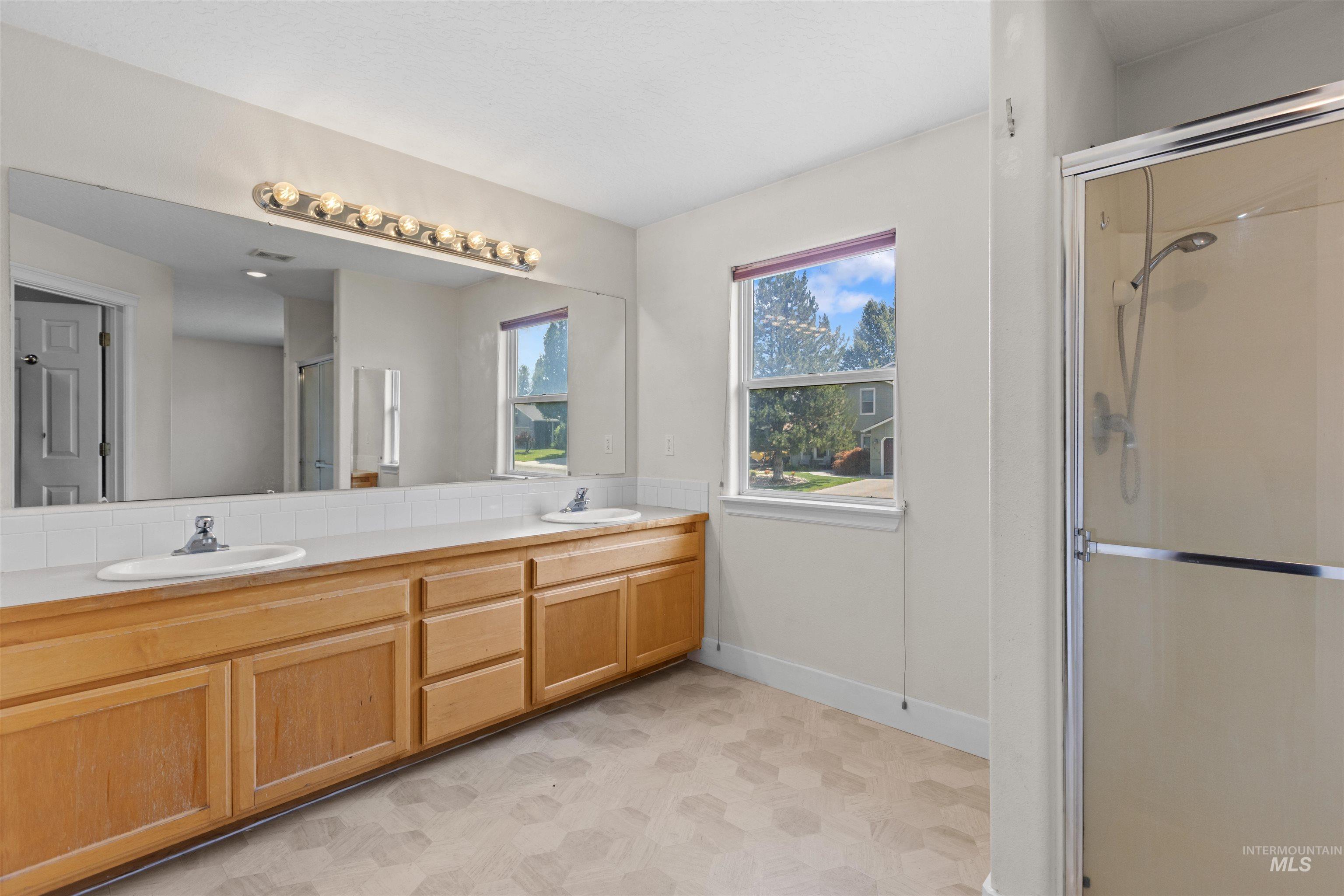 1711 Cashew Court Property Photo 24