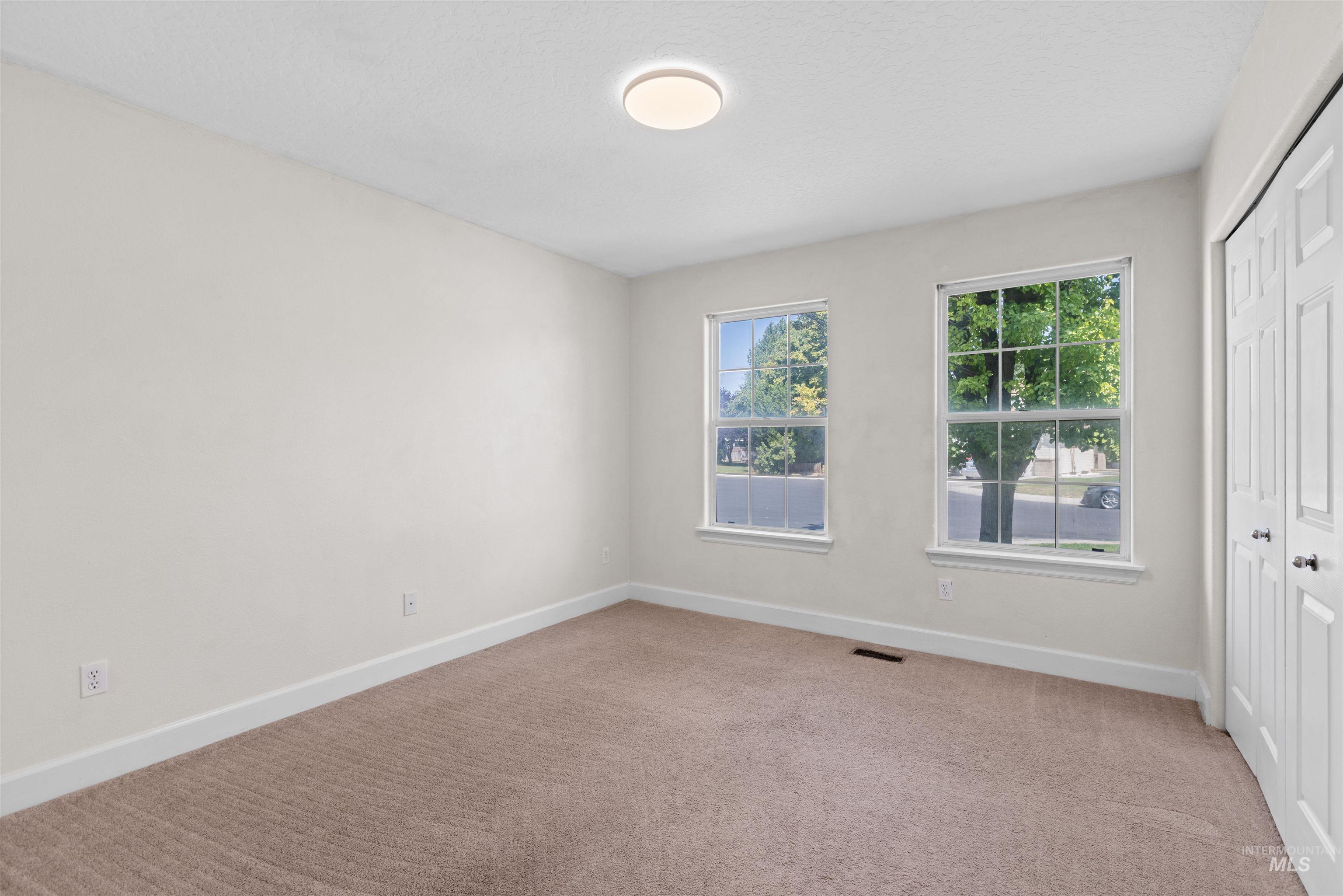 1711 Cashew Court Property Photo 27