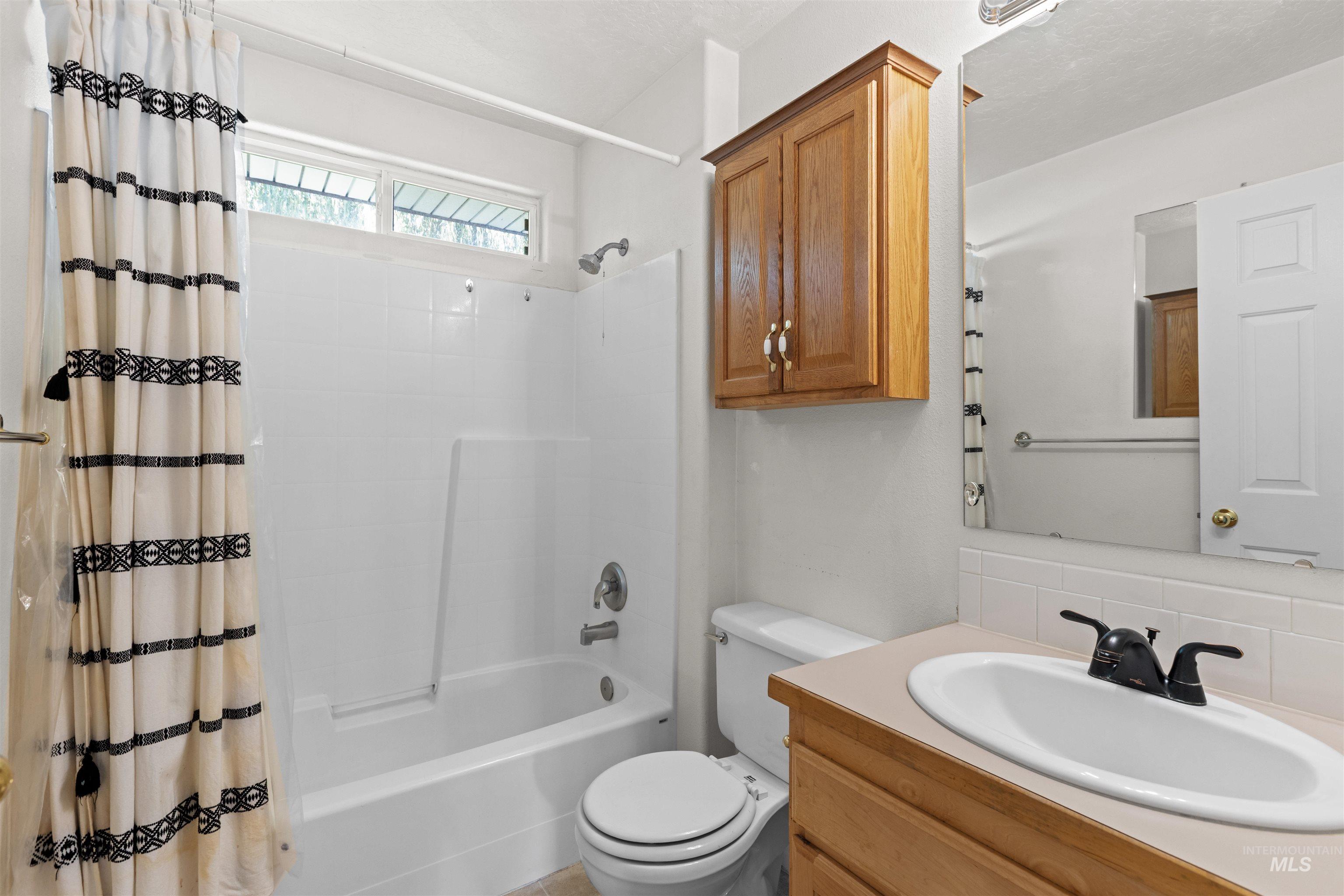 1711 Cashew Court Property Photo 28