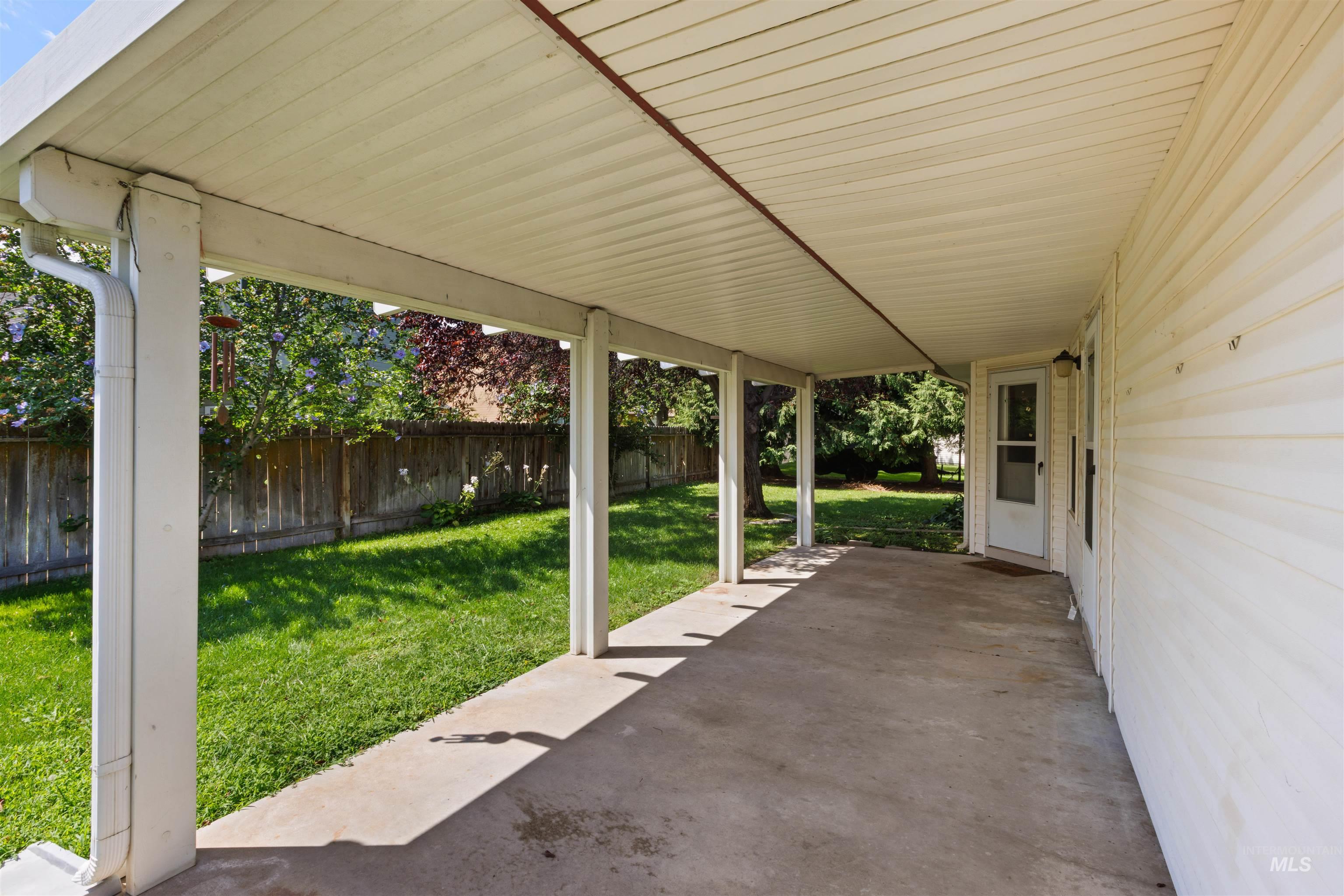 1711 Cashew Court Property Photo 30
