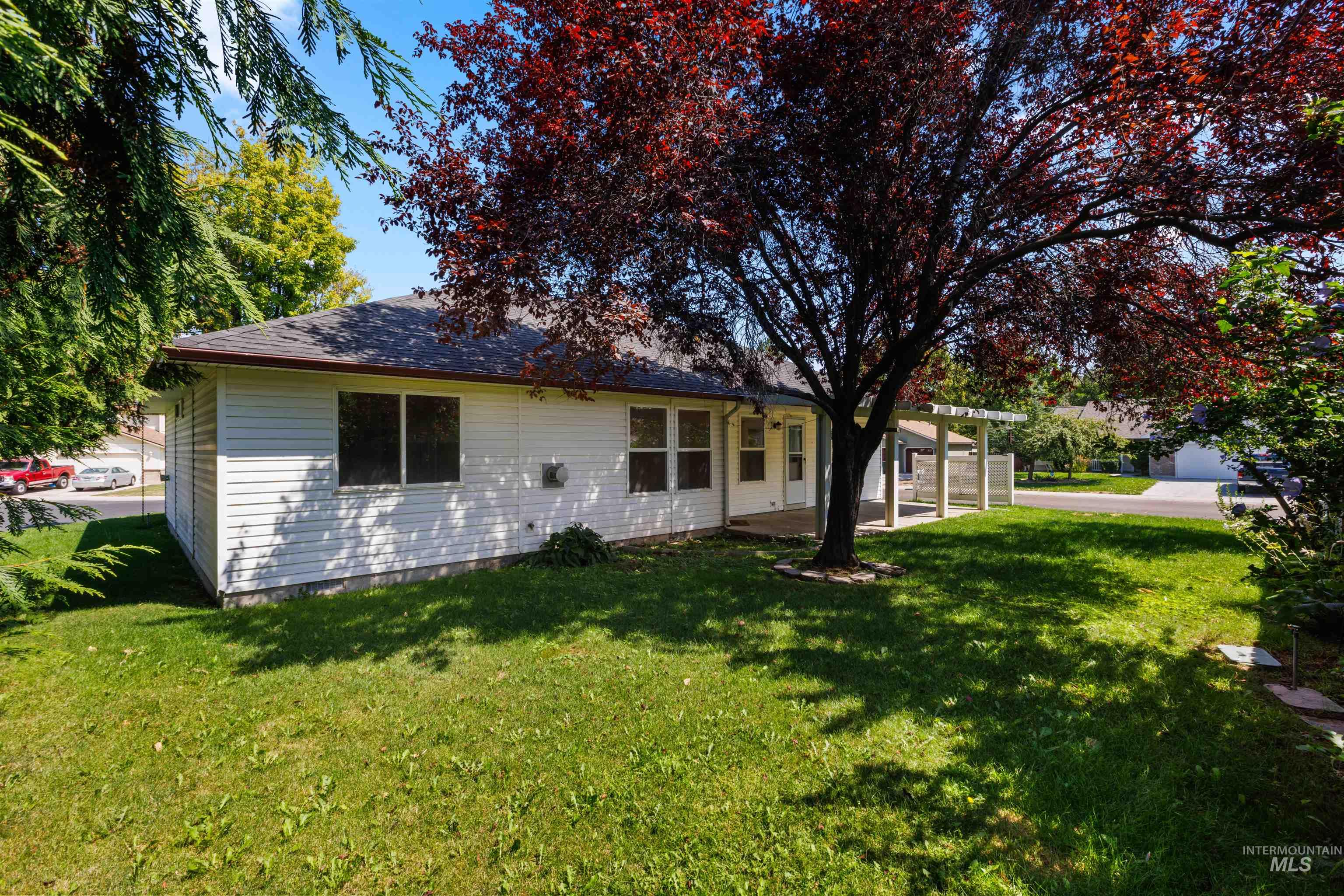 1711 Cashew Court Property Photo 33