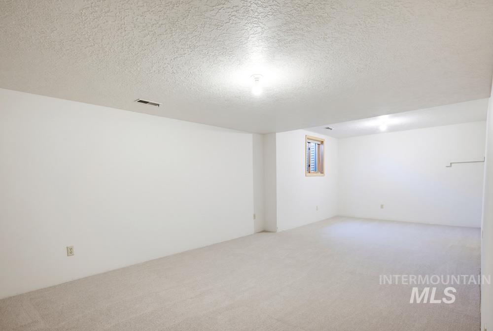 2165 E Springwood Dr Property Photo 20