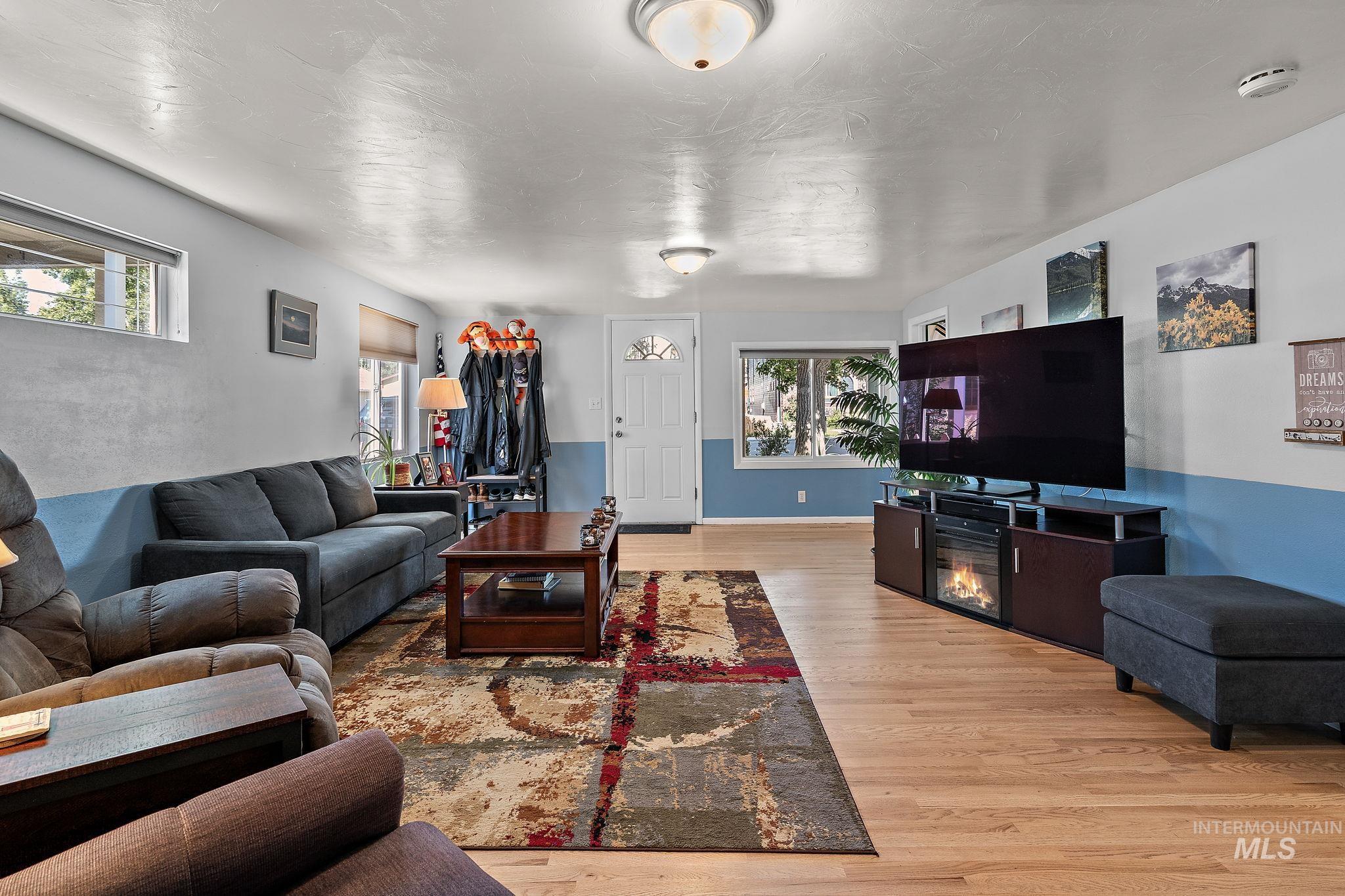 2018 S Hervey St Property Photo 4