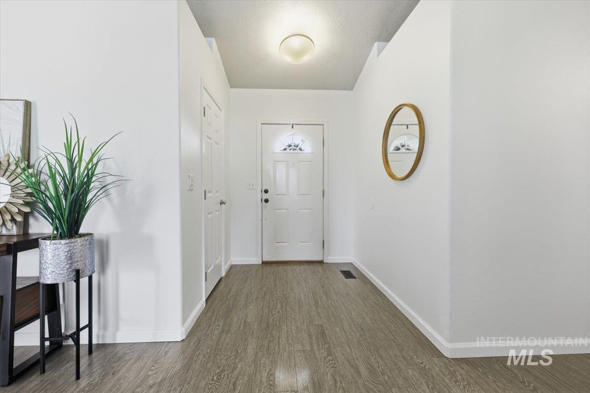 3124 Parkview Way Property Photo 4