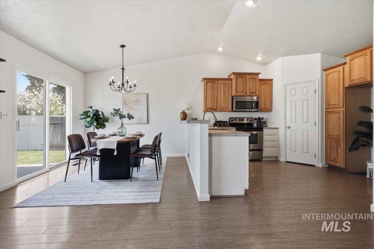3124 Parkview Way Property Photo 11