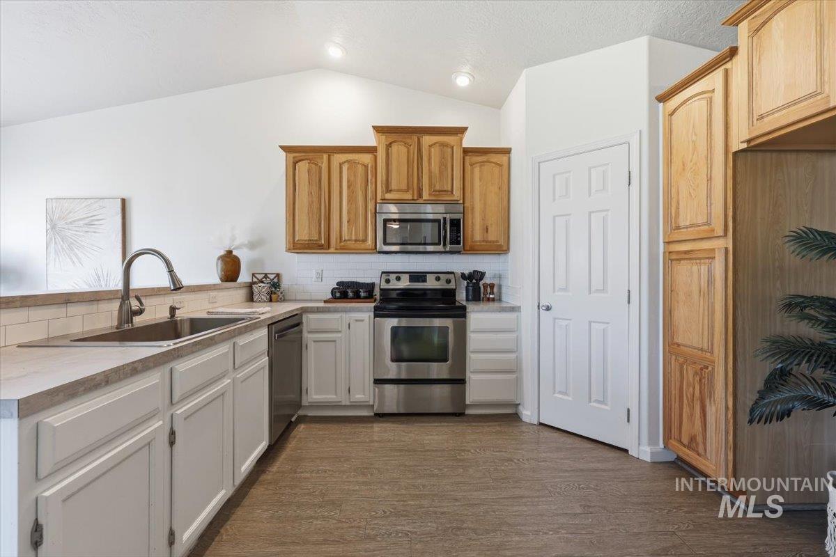 3124 Parkview Way Property Photo 13