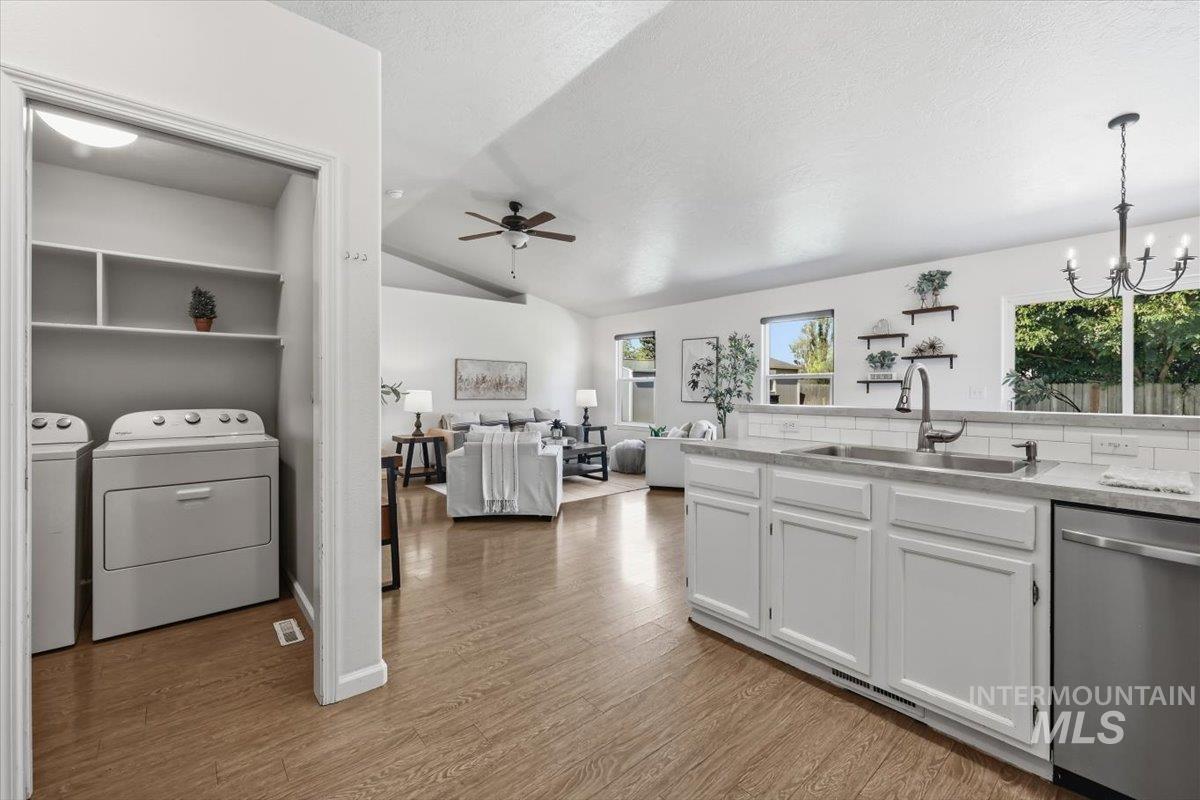 3124 Parkview Way Property Photo 15