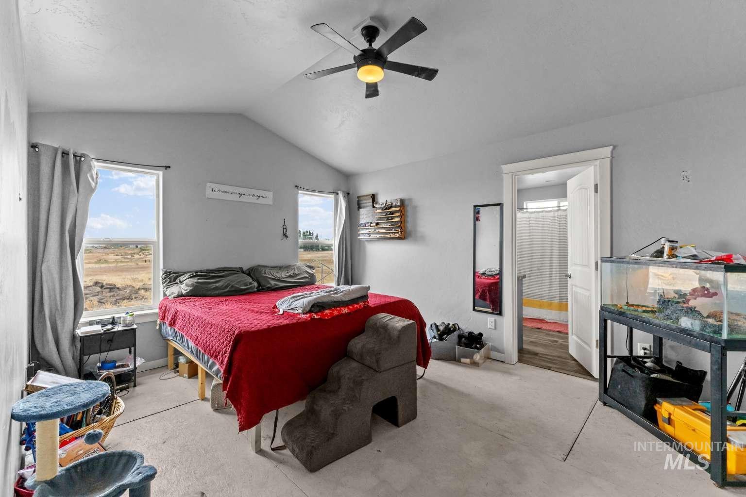 523 N 250 E Property Photo 12