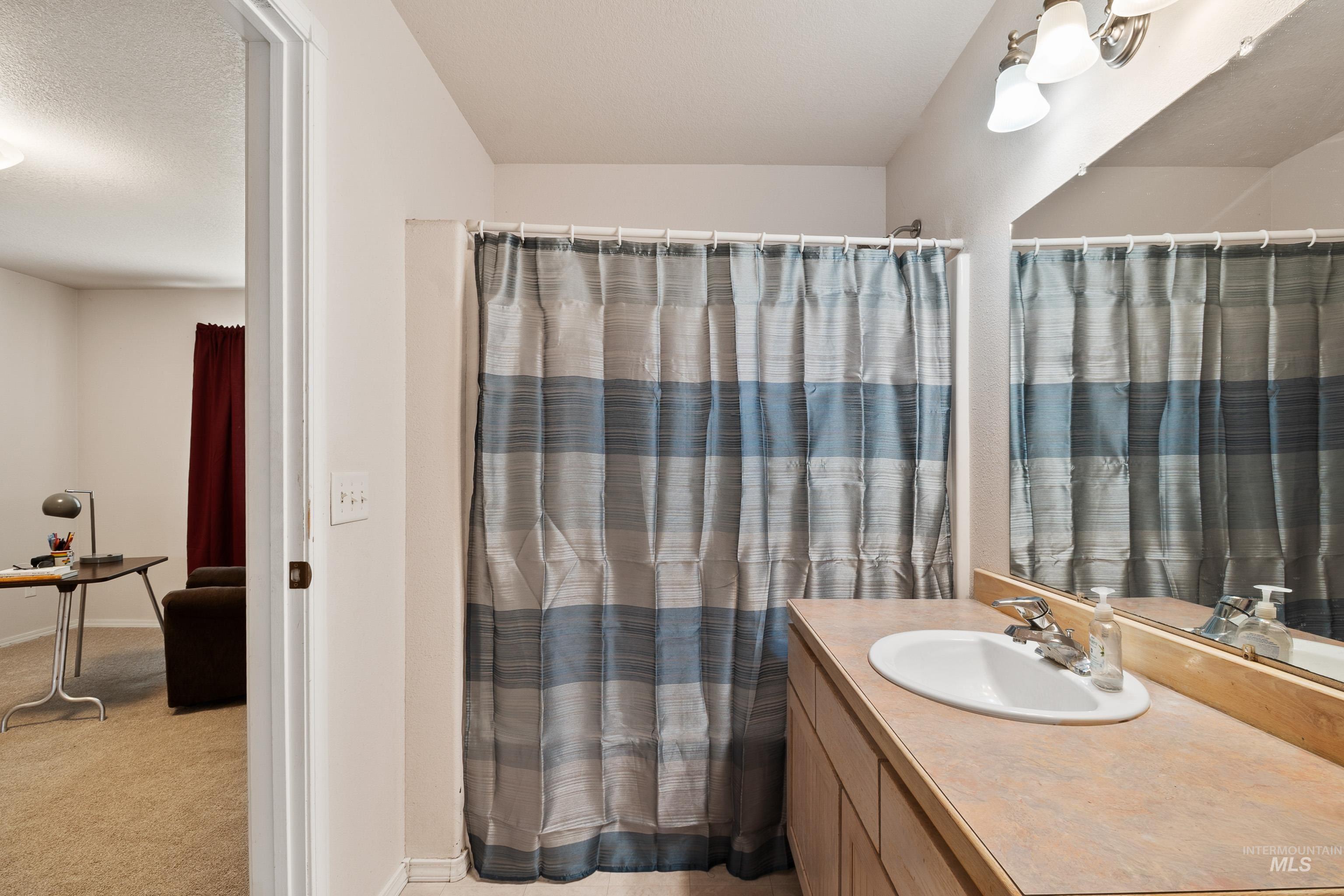 551 E Magnolia Property Photo 11